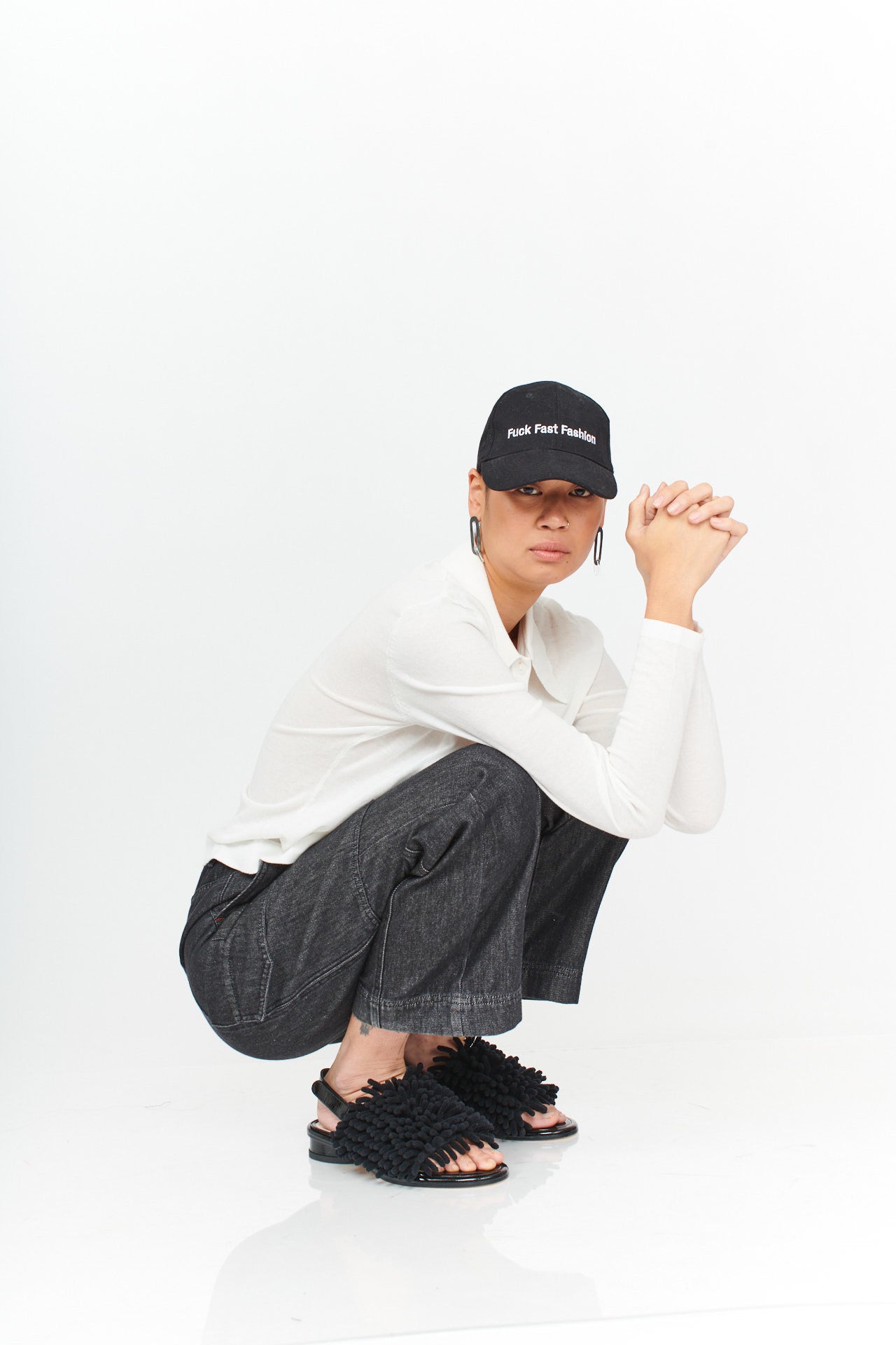 כובע FUCK FAST FASHION