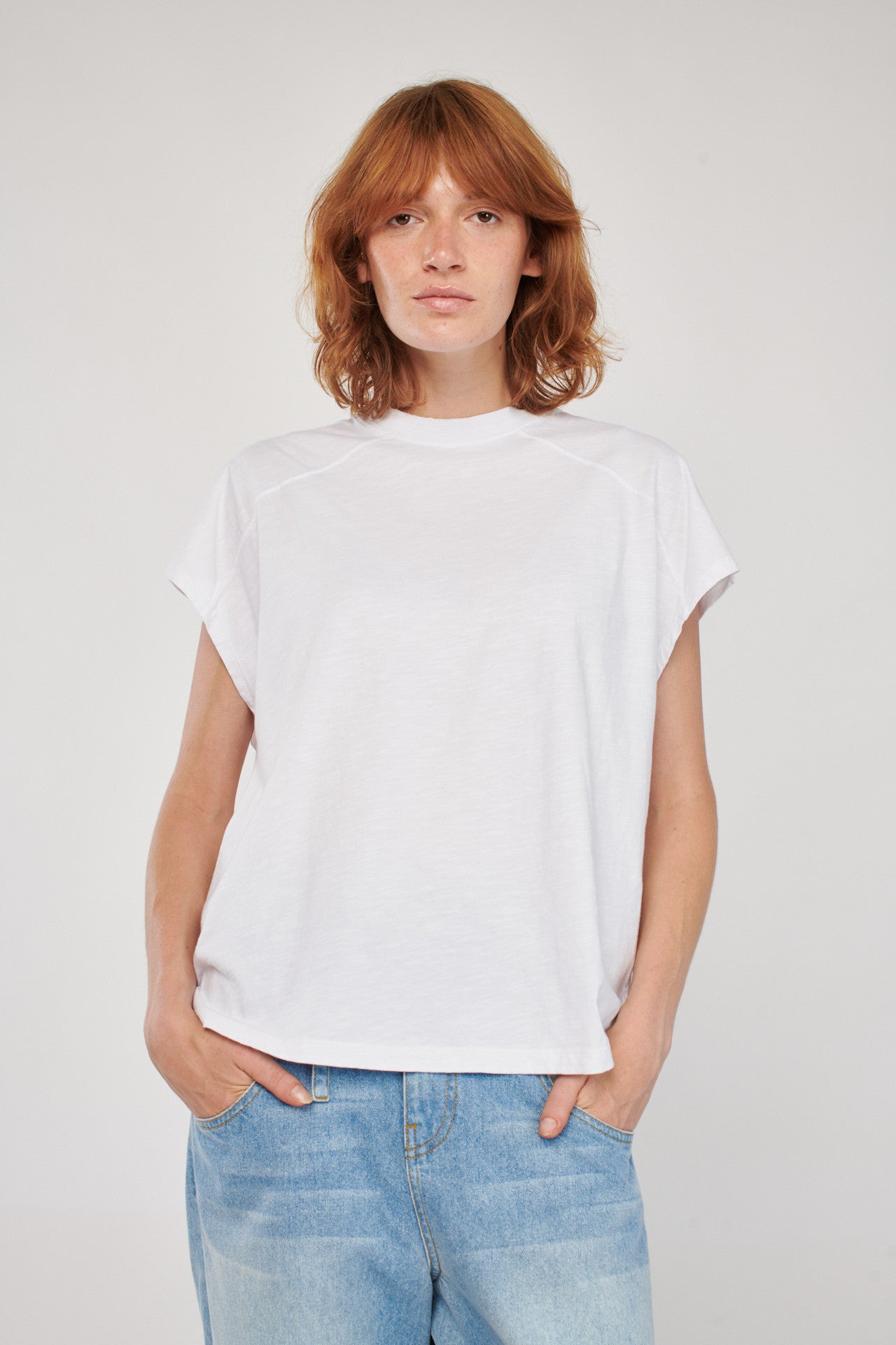 WHITE SLAB CREW T SHIRT