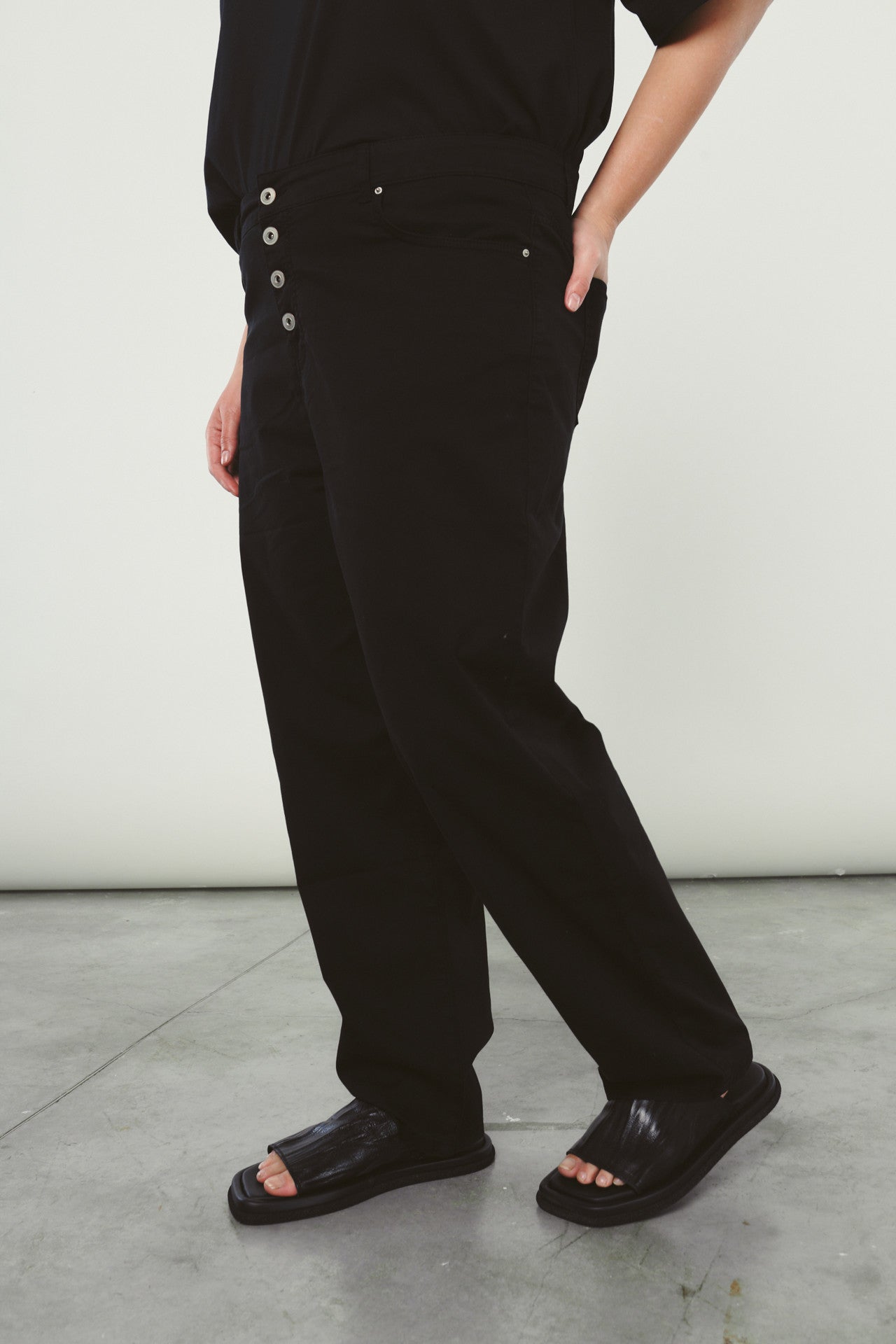 BLACK SHARON PANTS