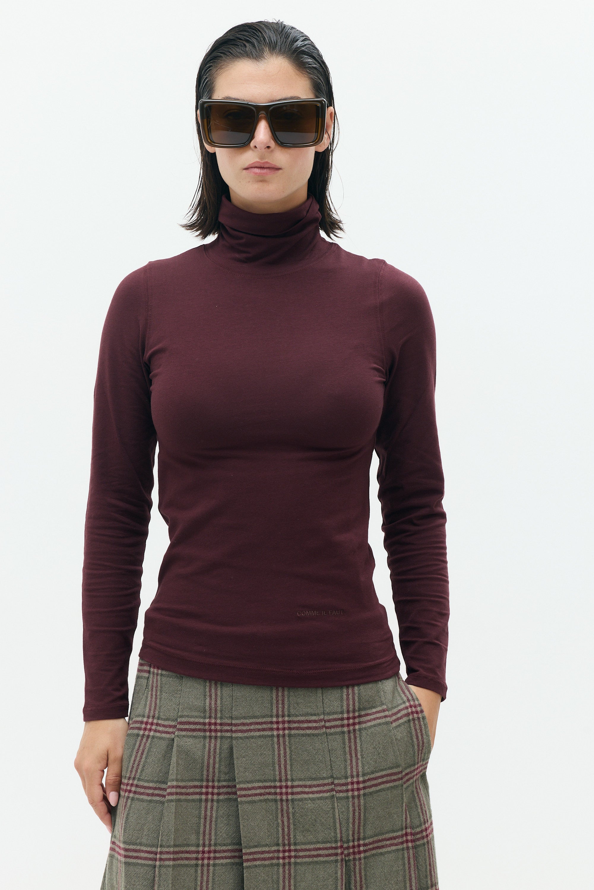 MARIA Fitted Turtleneck Top