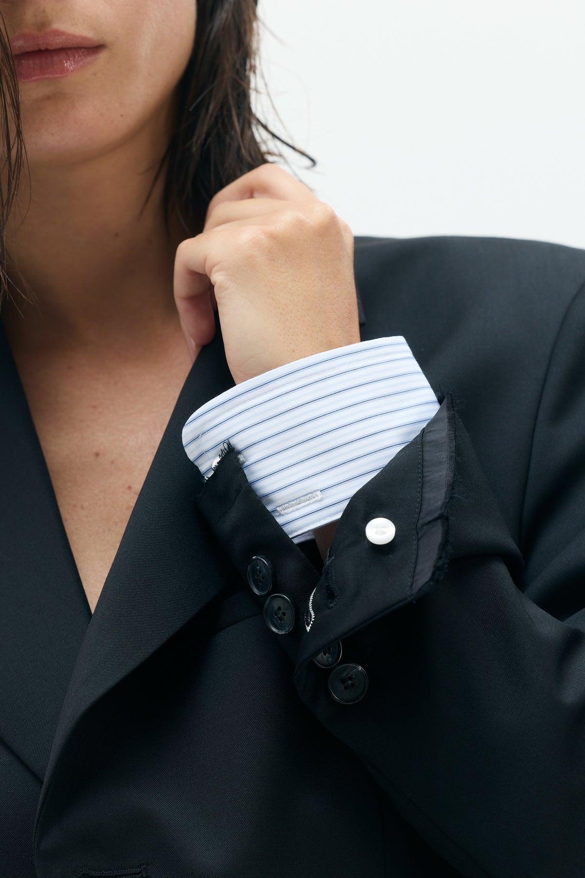 TAILORED CUFFS JACKET