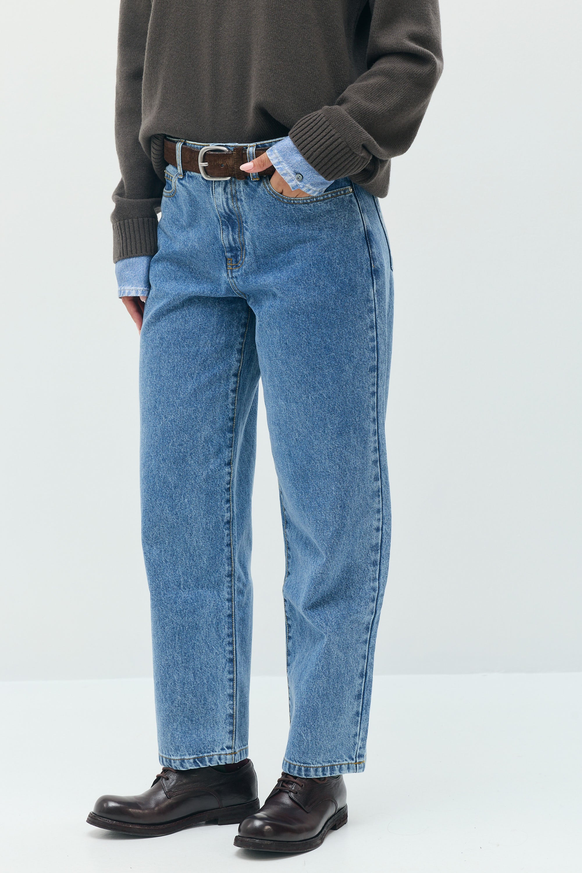 SHARON Straight-Leg Jeans