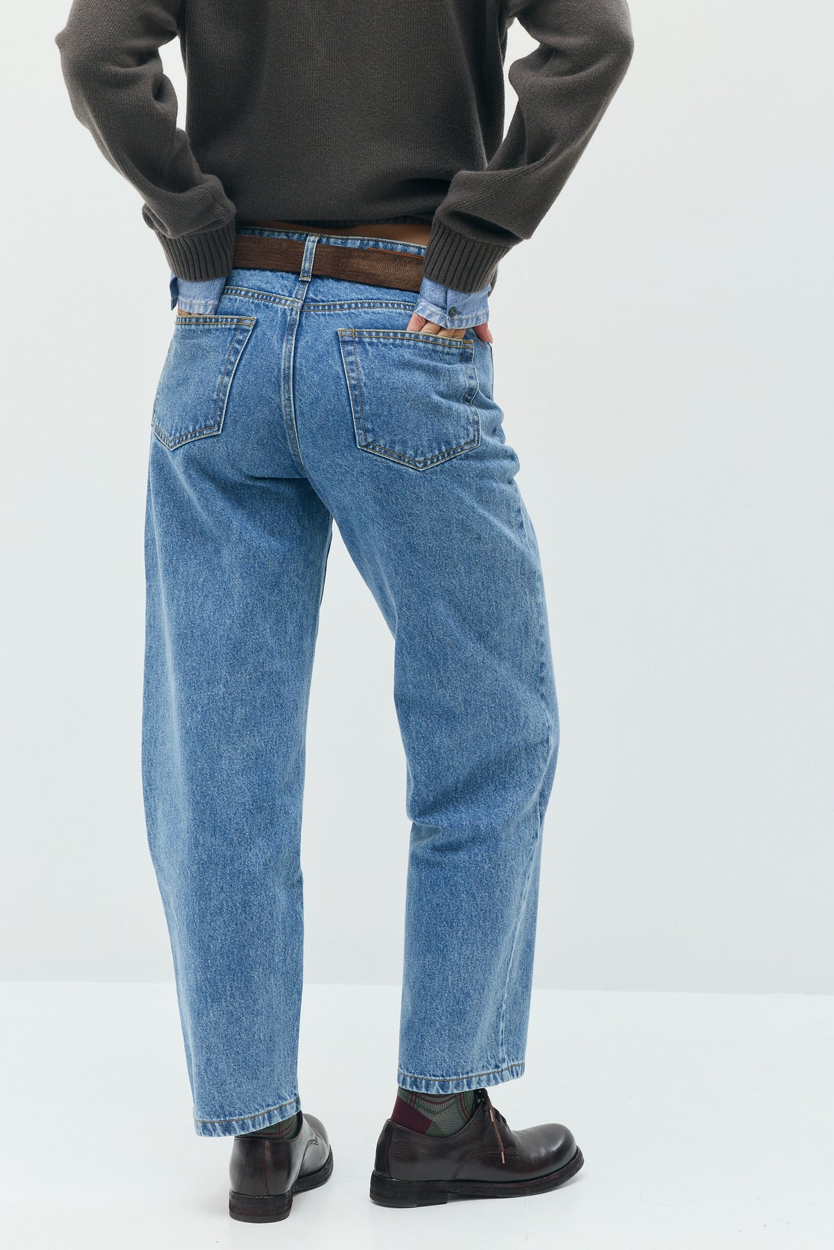 SHARON Straight-Leg Jeans