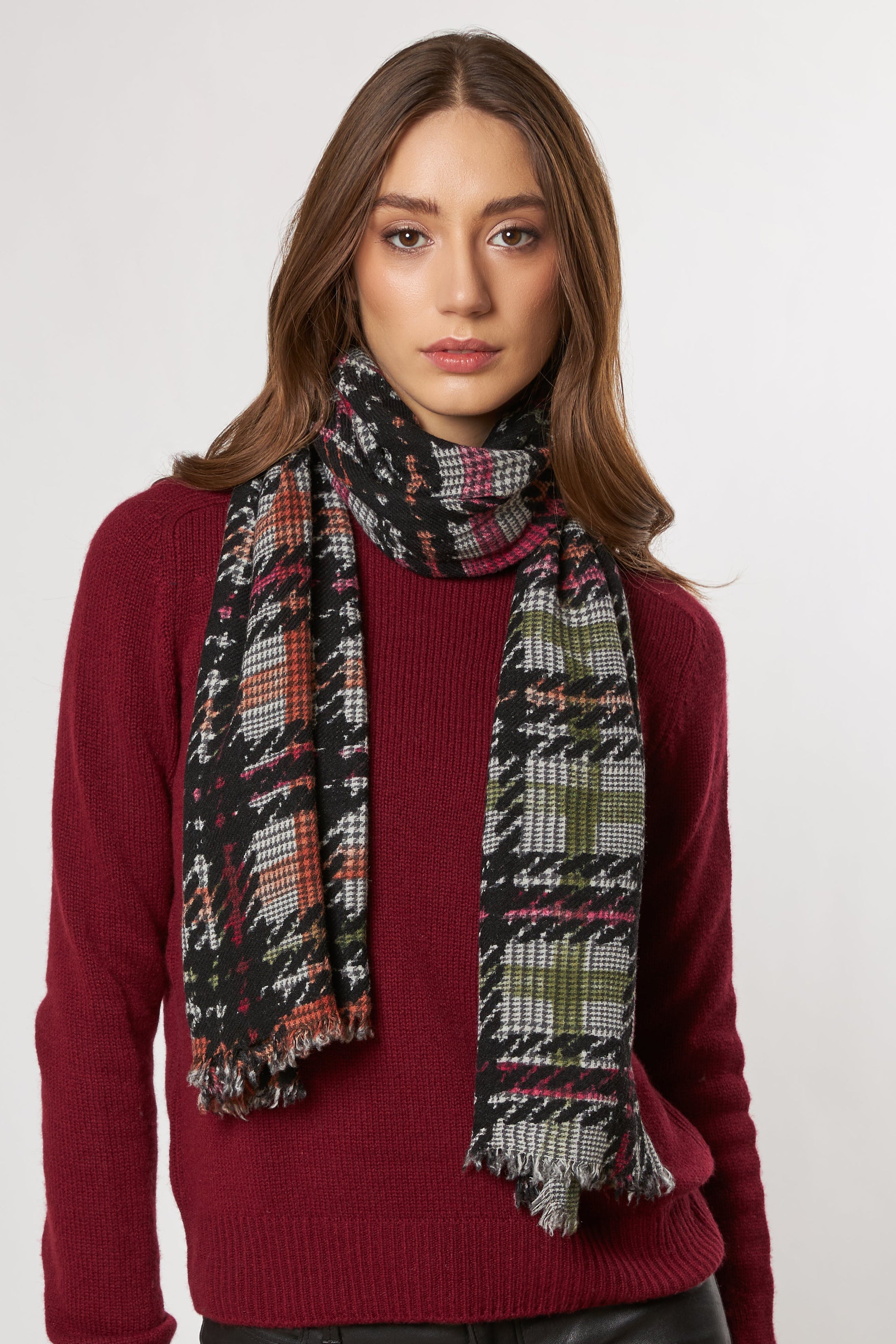 Derma Sarti Scarf