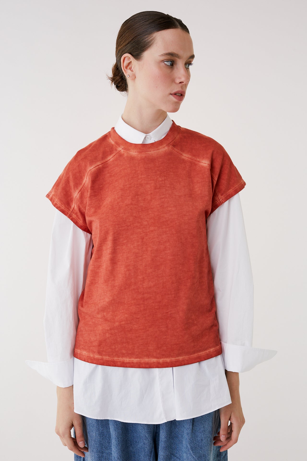 Slab red crew neck tee