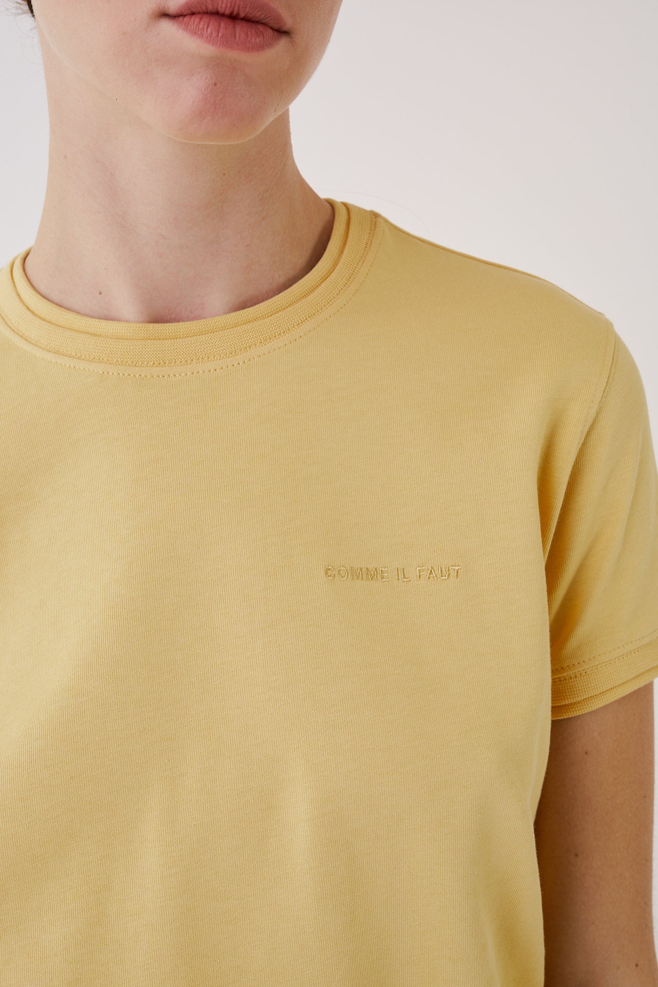 Frida Yellow T-shirt