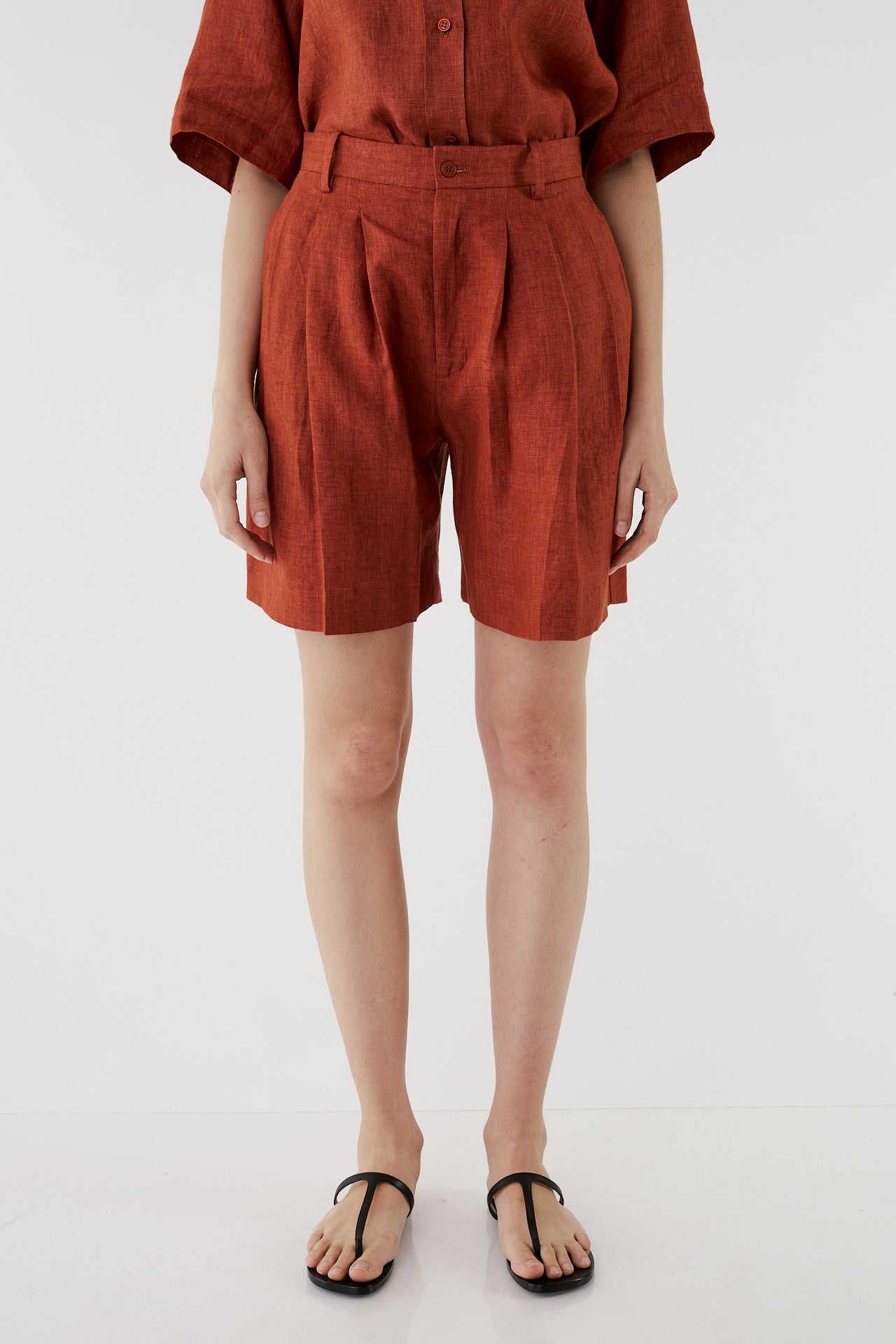 Polly Linen Short