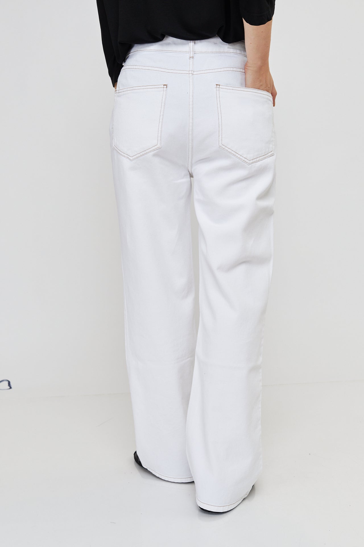 WHITE GAYA JEANS