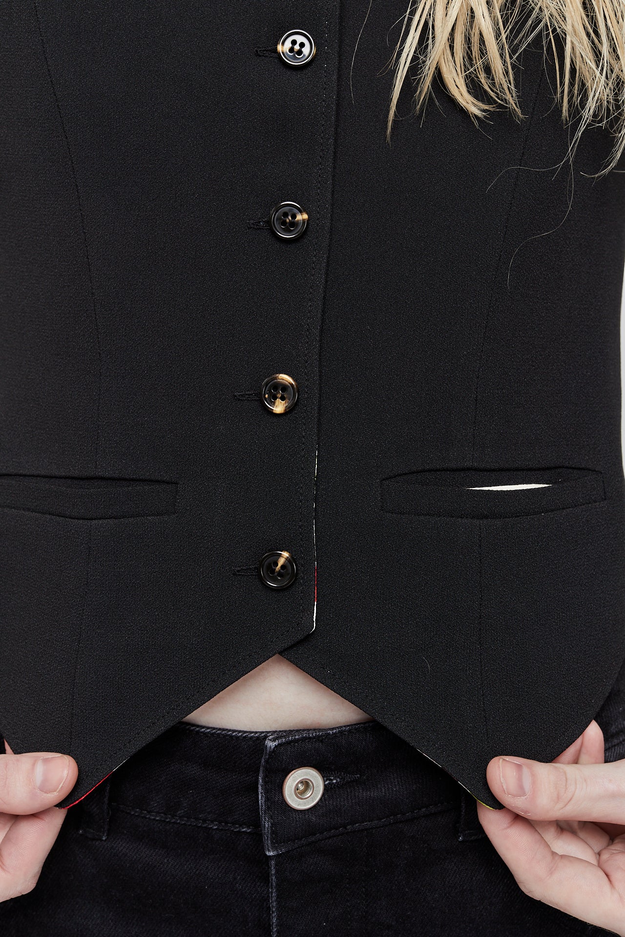 WILD VEST