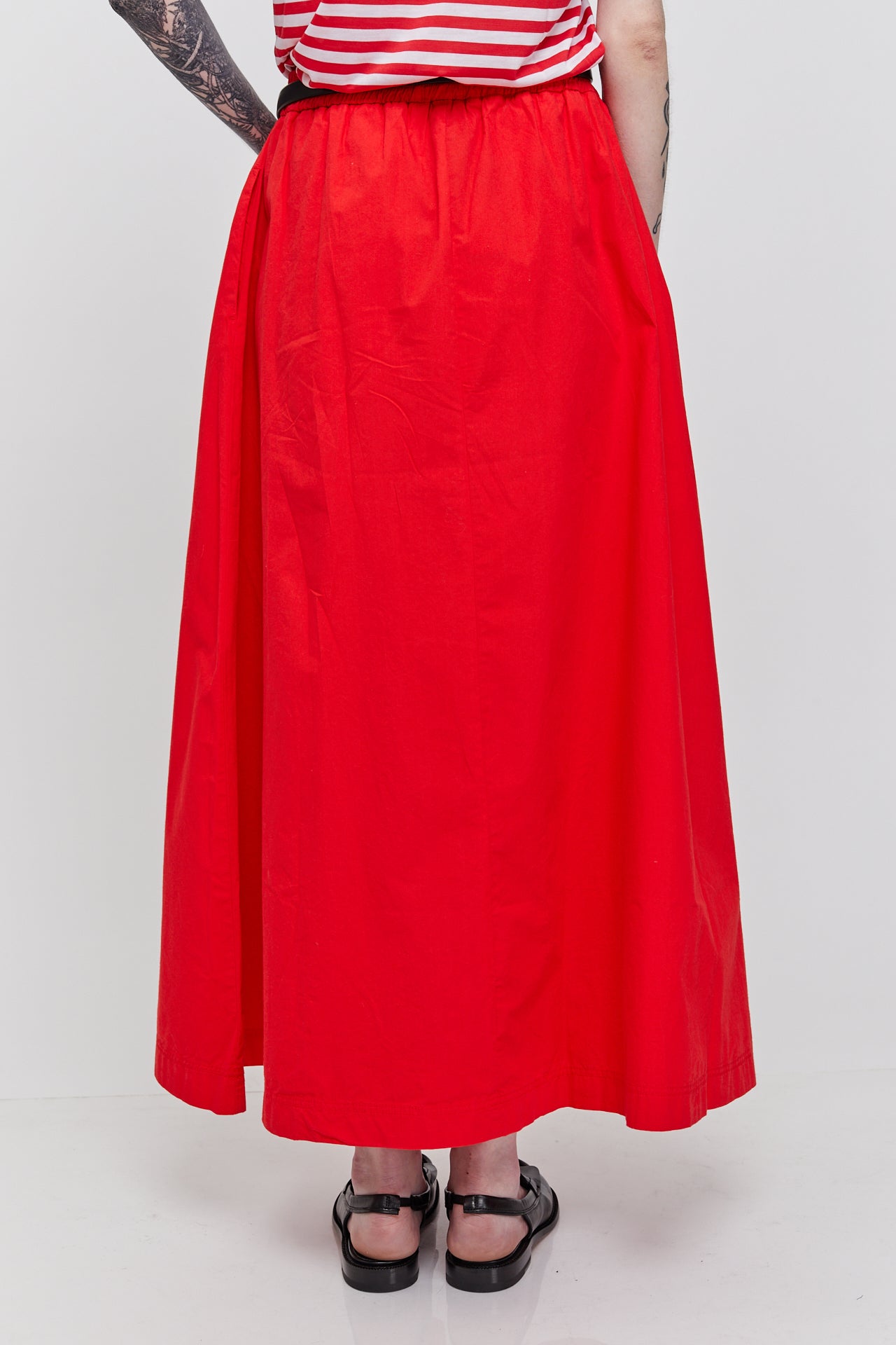 RED SIKI SKIRT