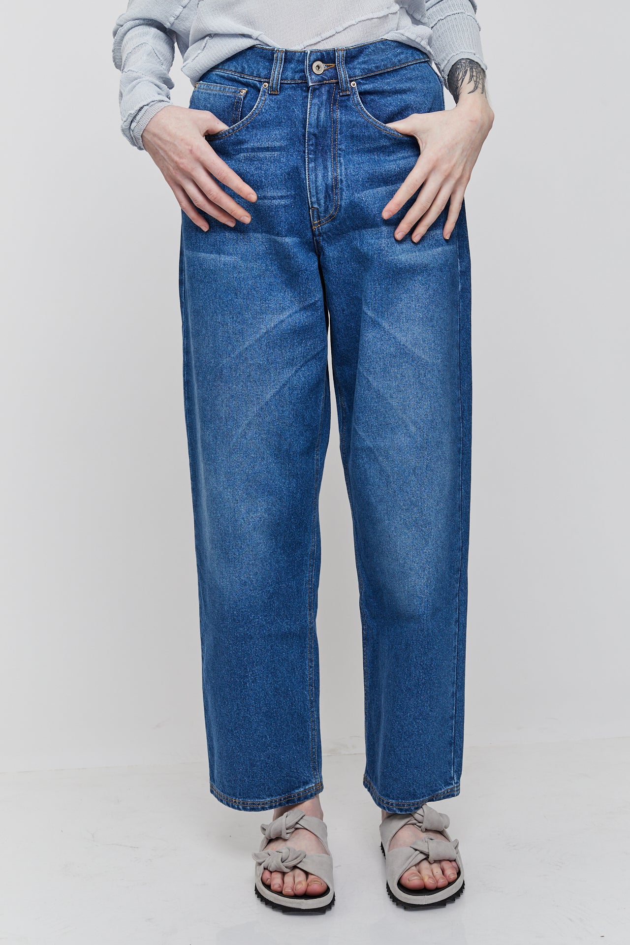 NAVY LOOSE FIT DENIM TROUSERS