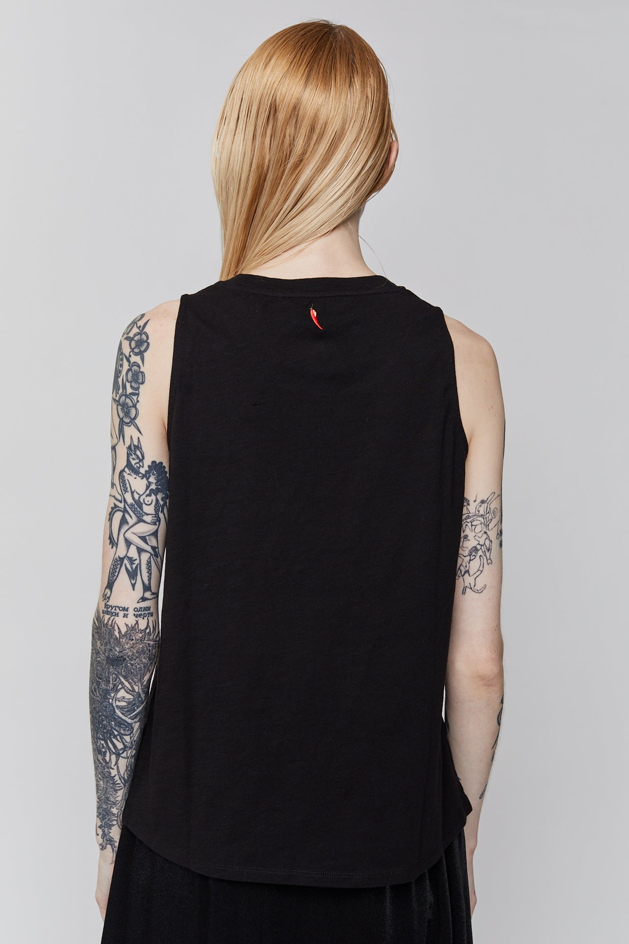 BLACK SEM TANK