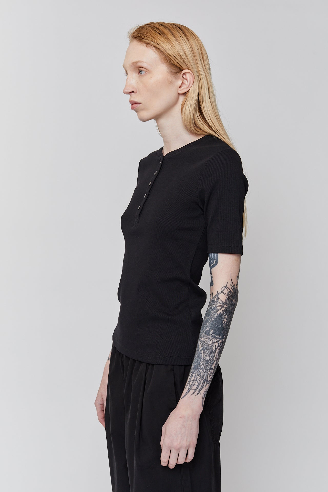 BLACK SHAY TOP
