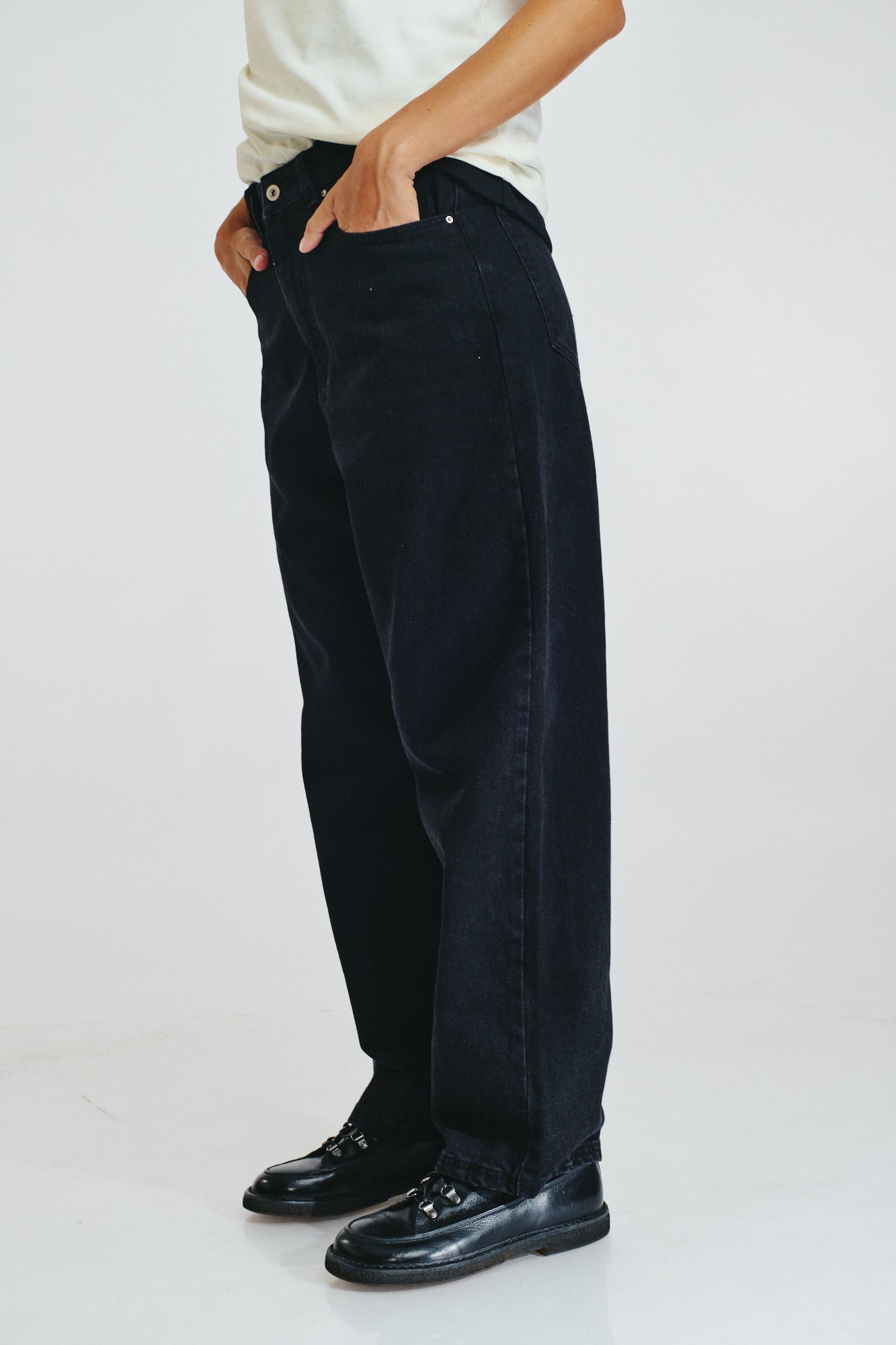 Black Emmy jeans
