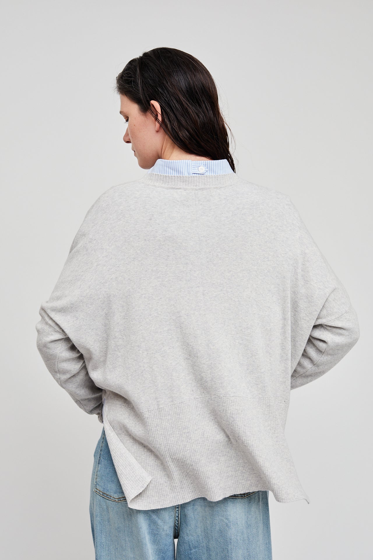 GREY KADI TOP