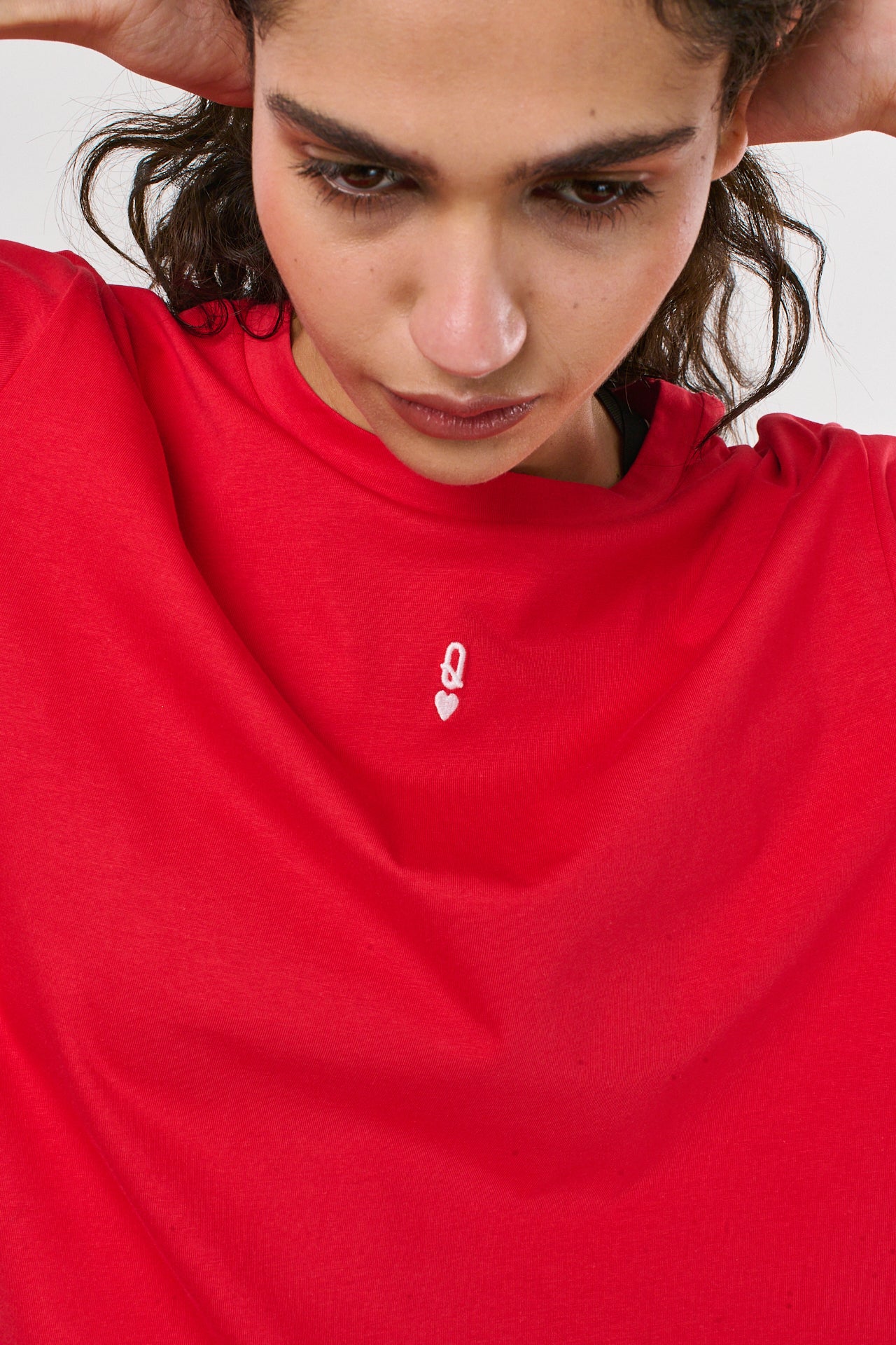RED Q T SHIRT