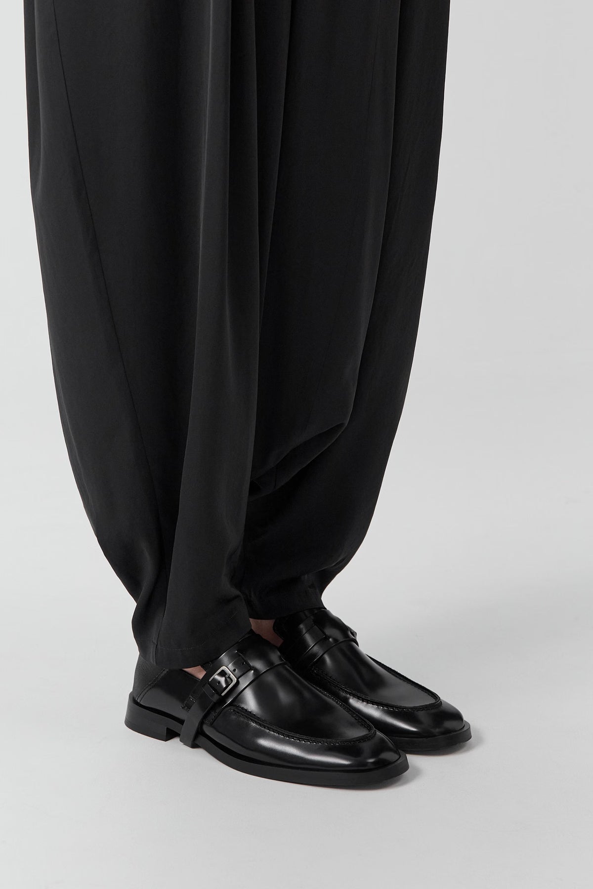 Els Black Loafers