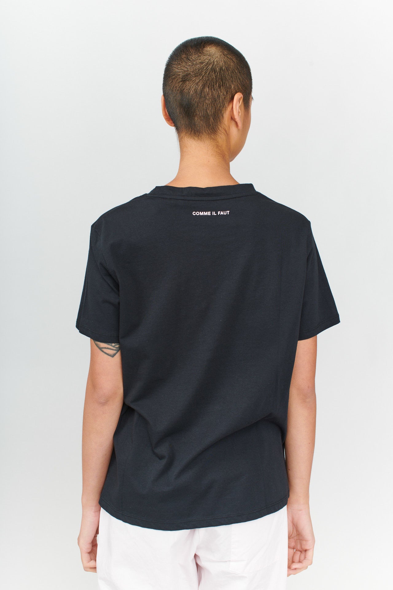 BARBIE T SHIRT רקמה