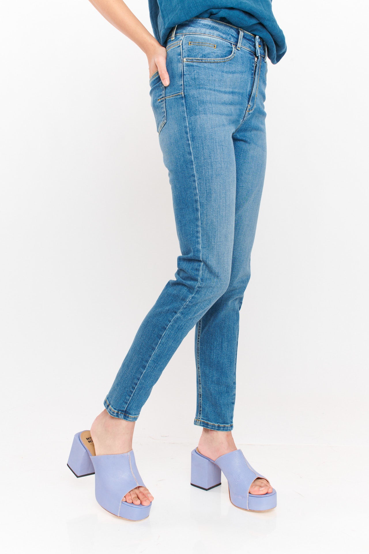 COACH SKINNY JEANS