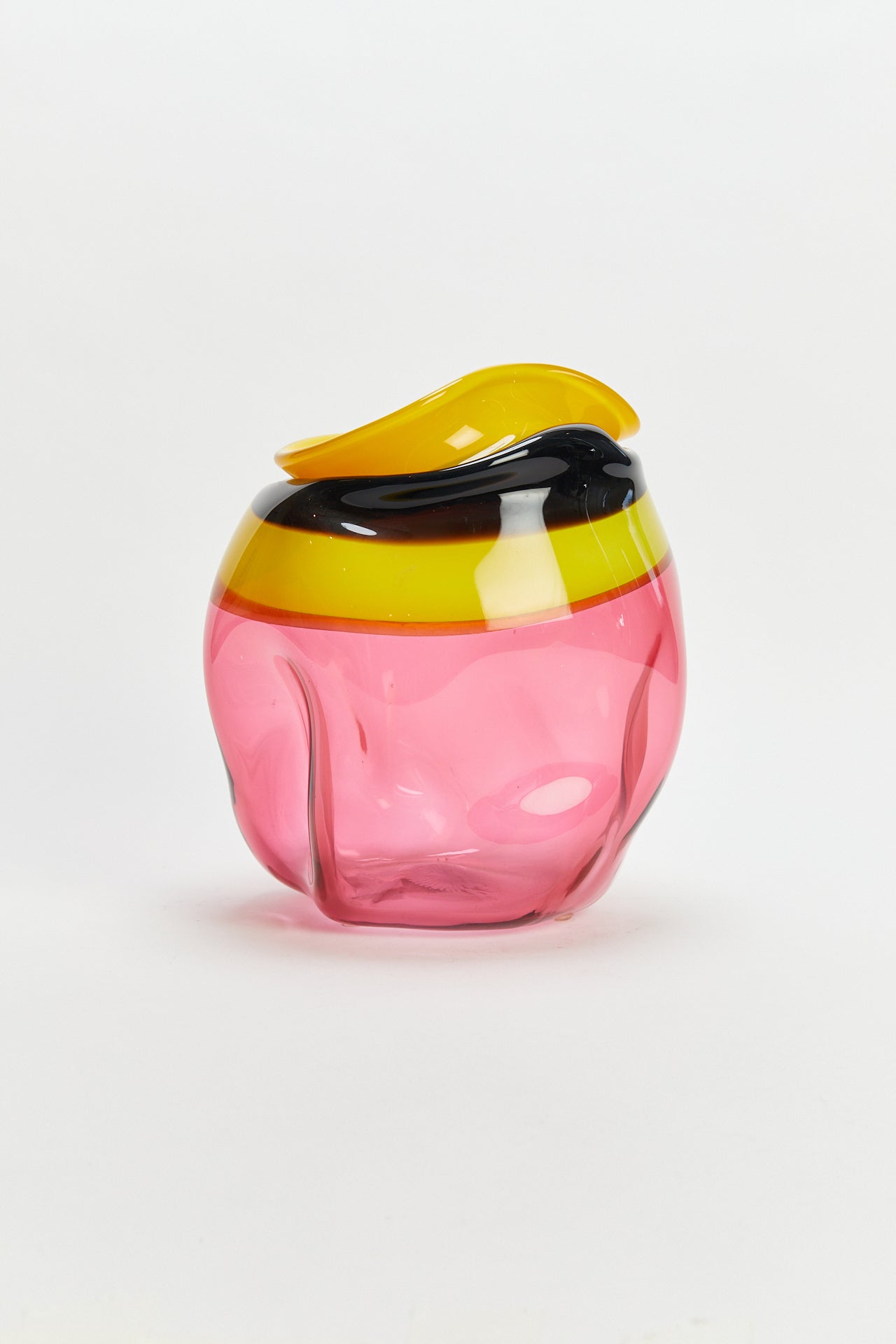 אגרטל ורוד צהוב שחור שפה מקופלת