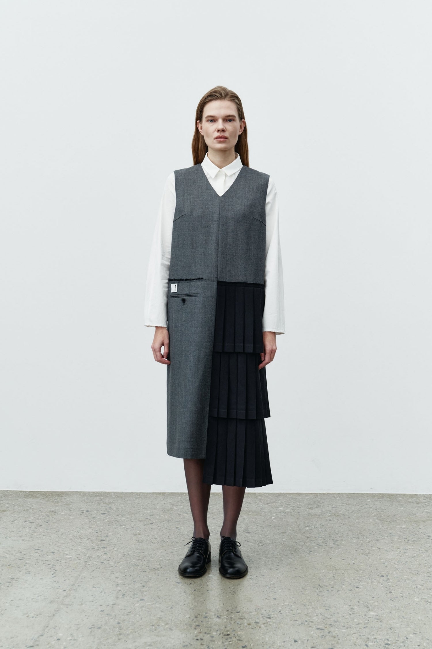 Pleats llayerd sleevless dress