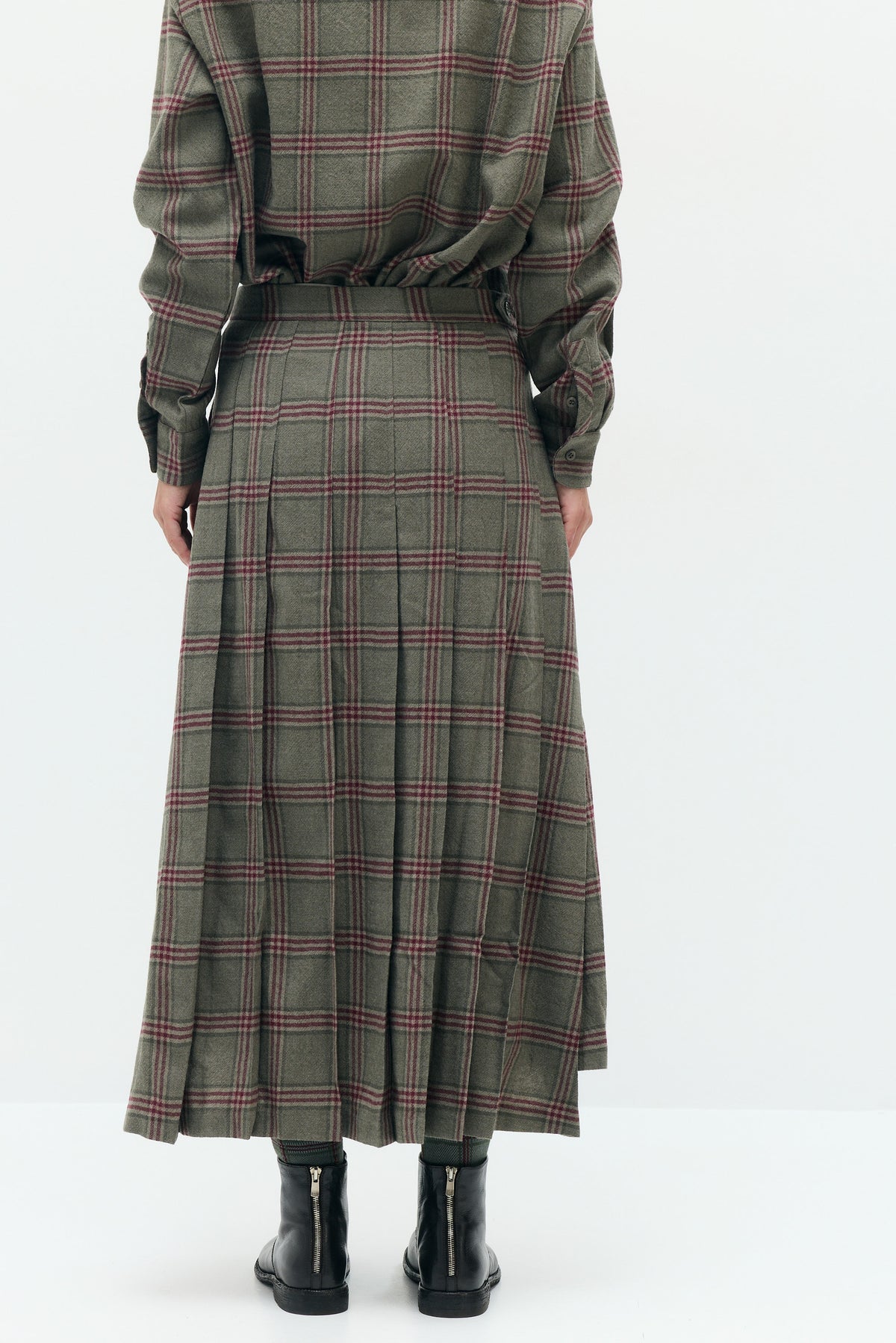 EDDA Checked Pleated Skirt