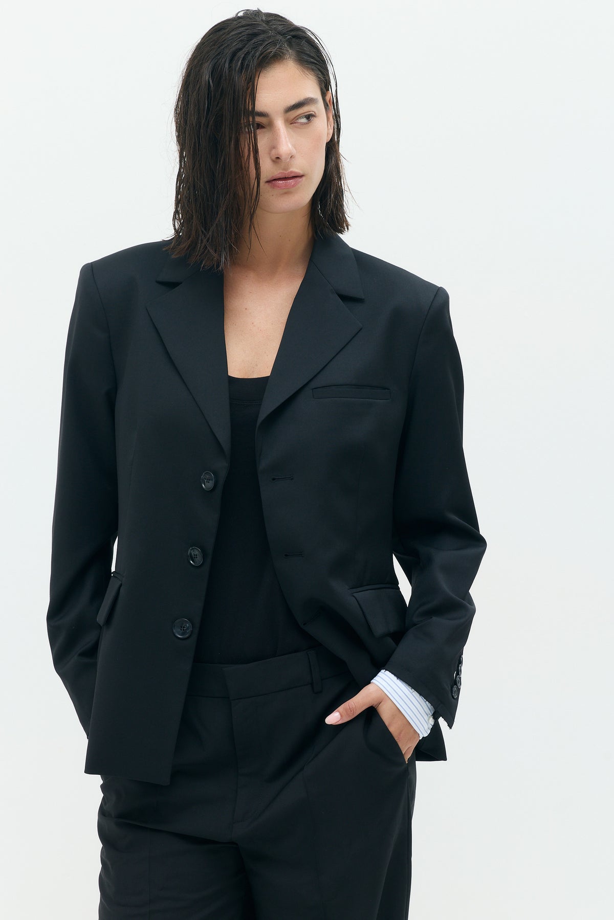 TAILORED CUFFS JACKET