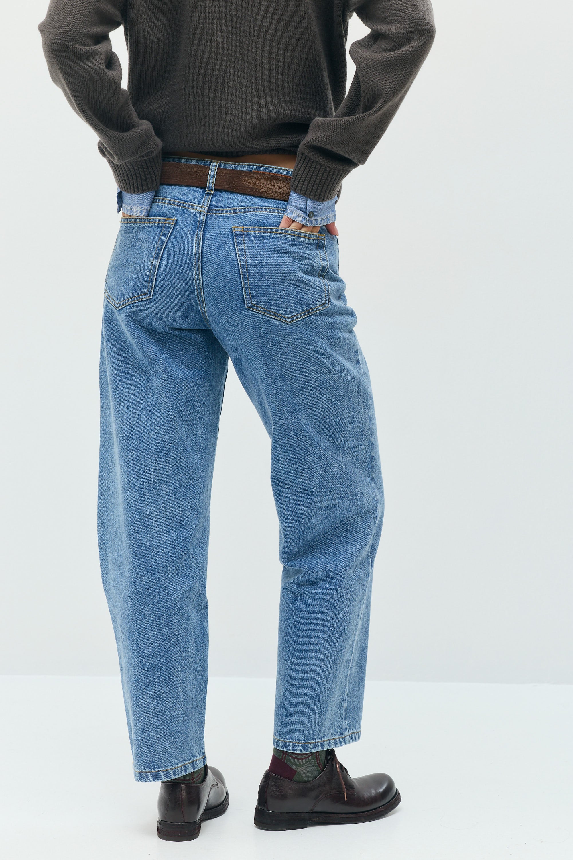 SHARON Straight-Leg Jeans