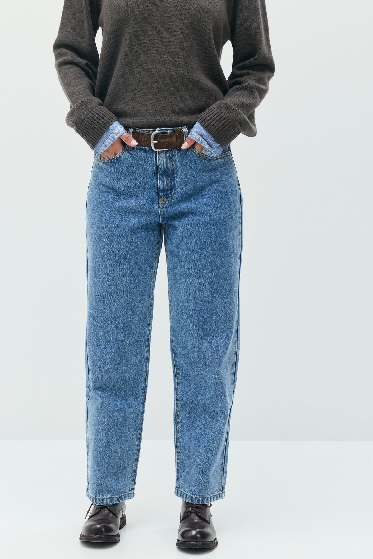 SHARON Straight-Leg Jeans