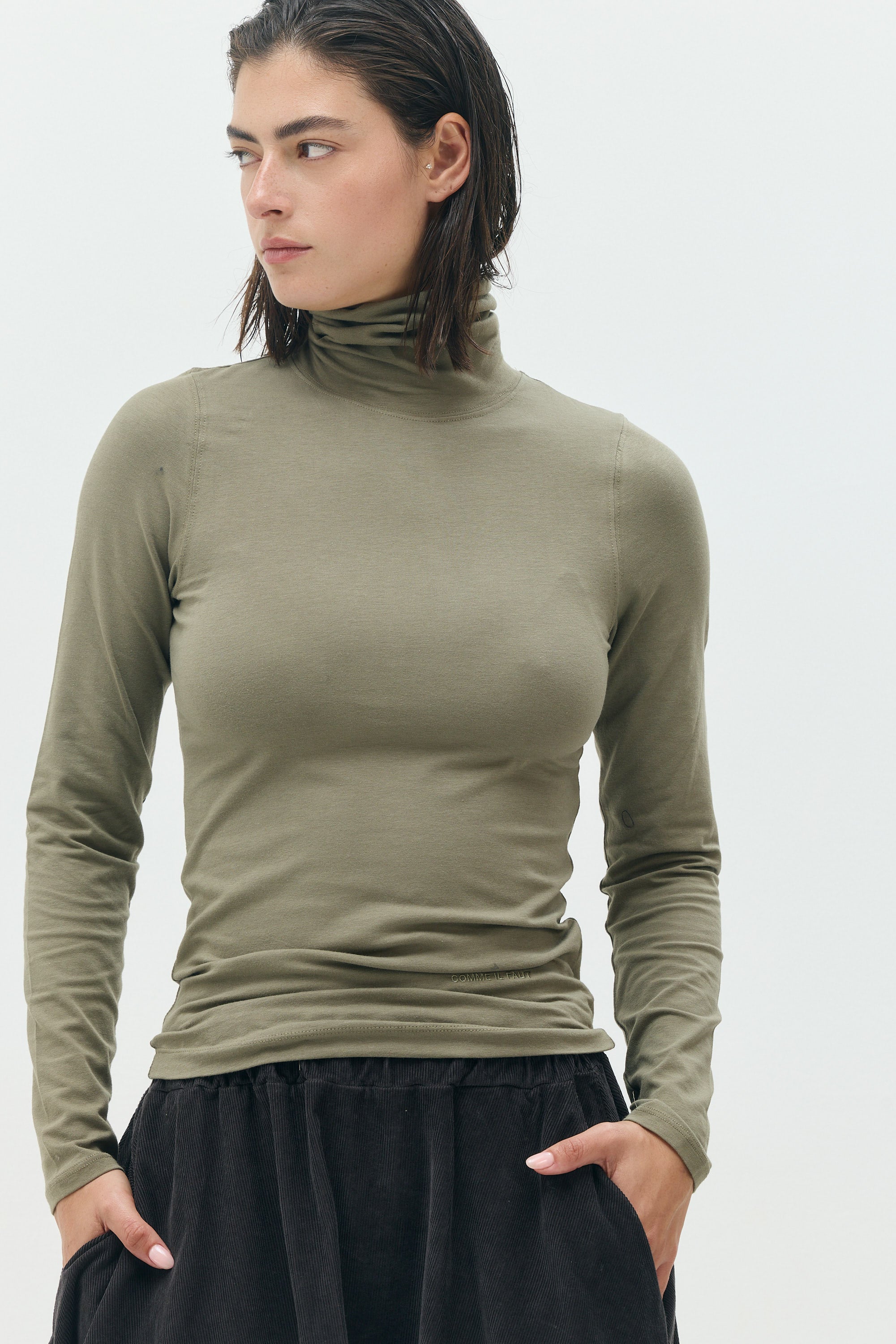 MARIA Fitted Turtleneck Top