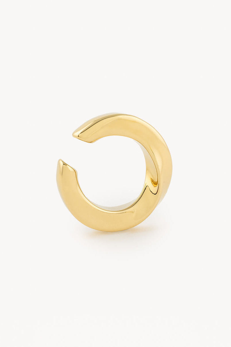 עגיל מריה קארי