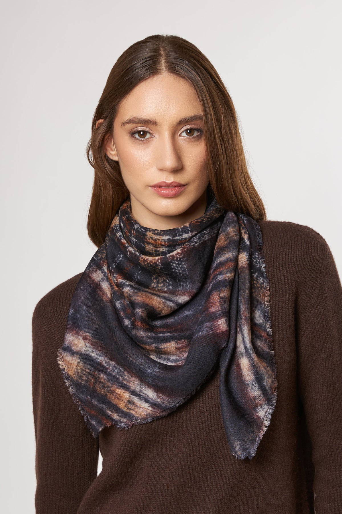 Samu Sarti Scarf