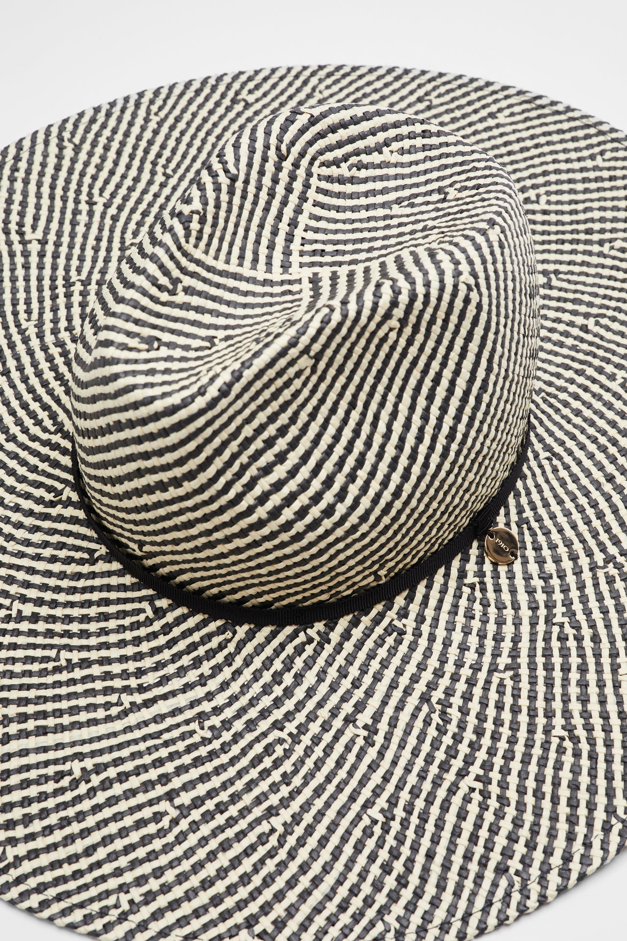 כובע קטרזי 1