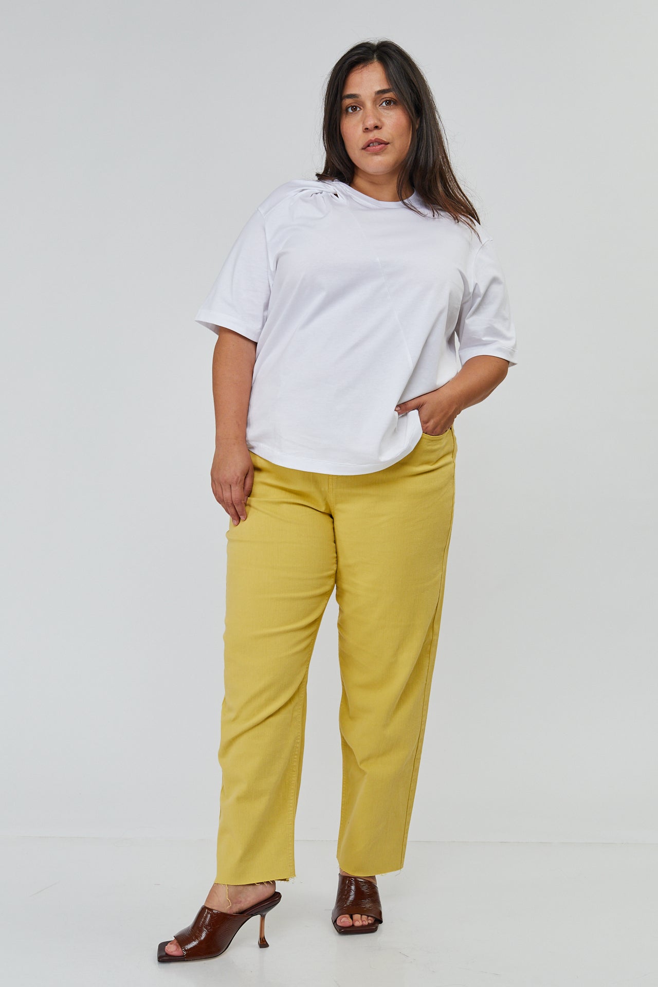ROMI T SHIRT