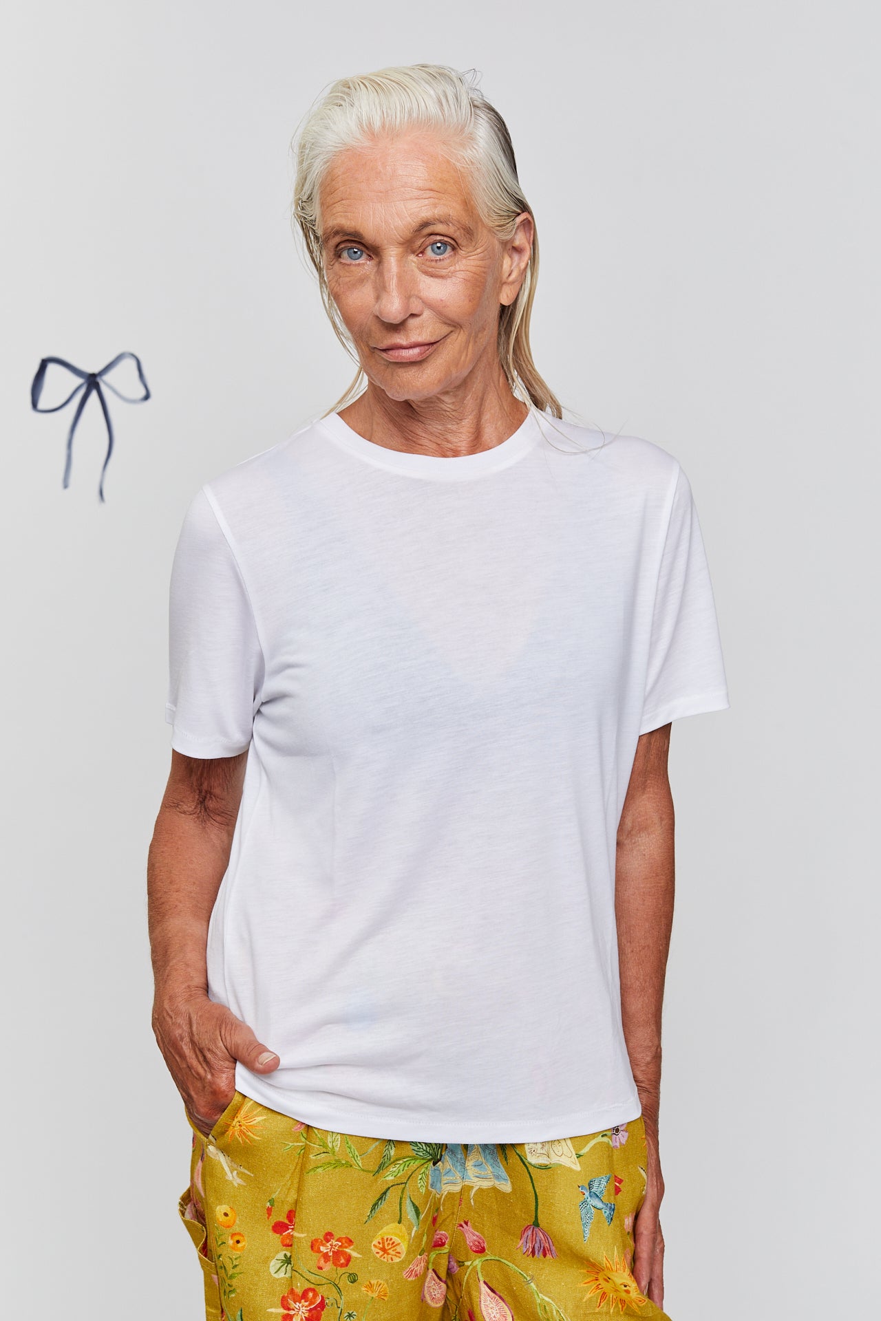 WHITE MALY T SHIRT