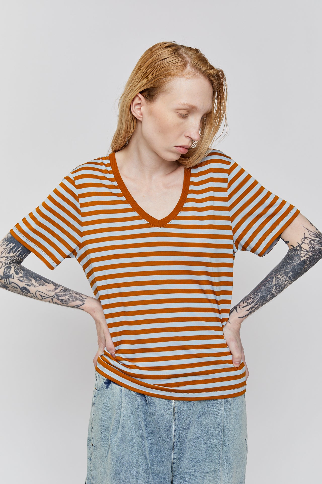 STRIPES KAT T SHIRT
