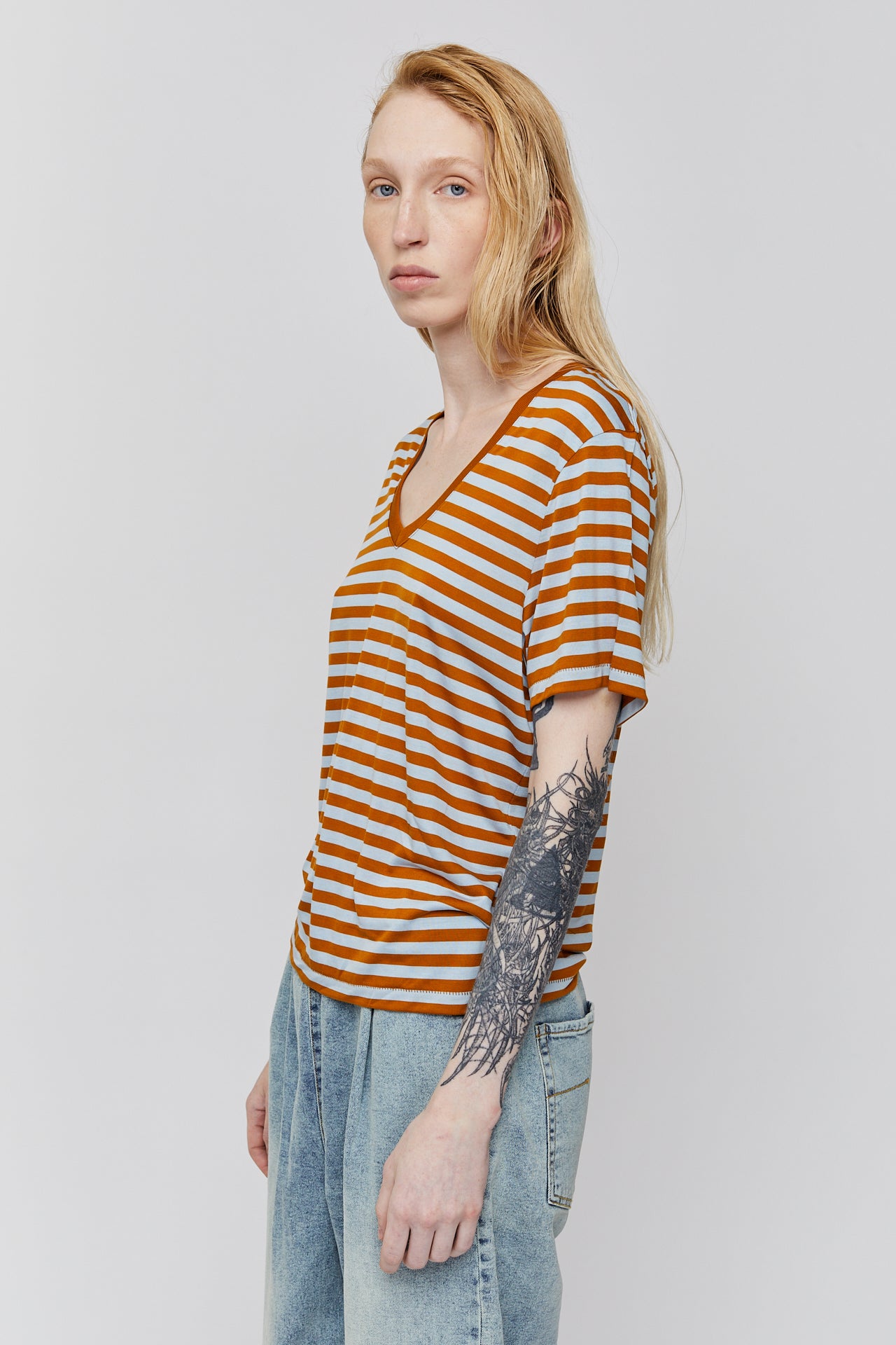 STRIPES KAT T SHIRT