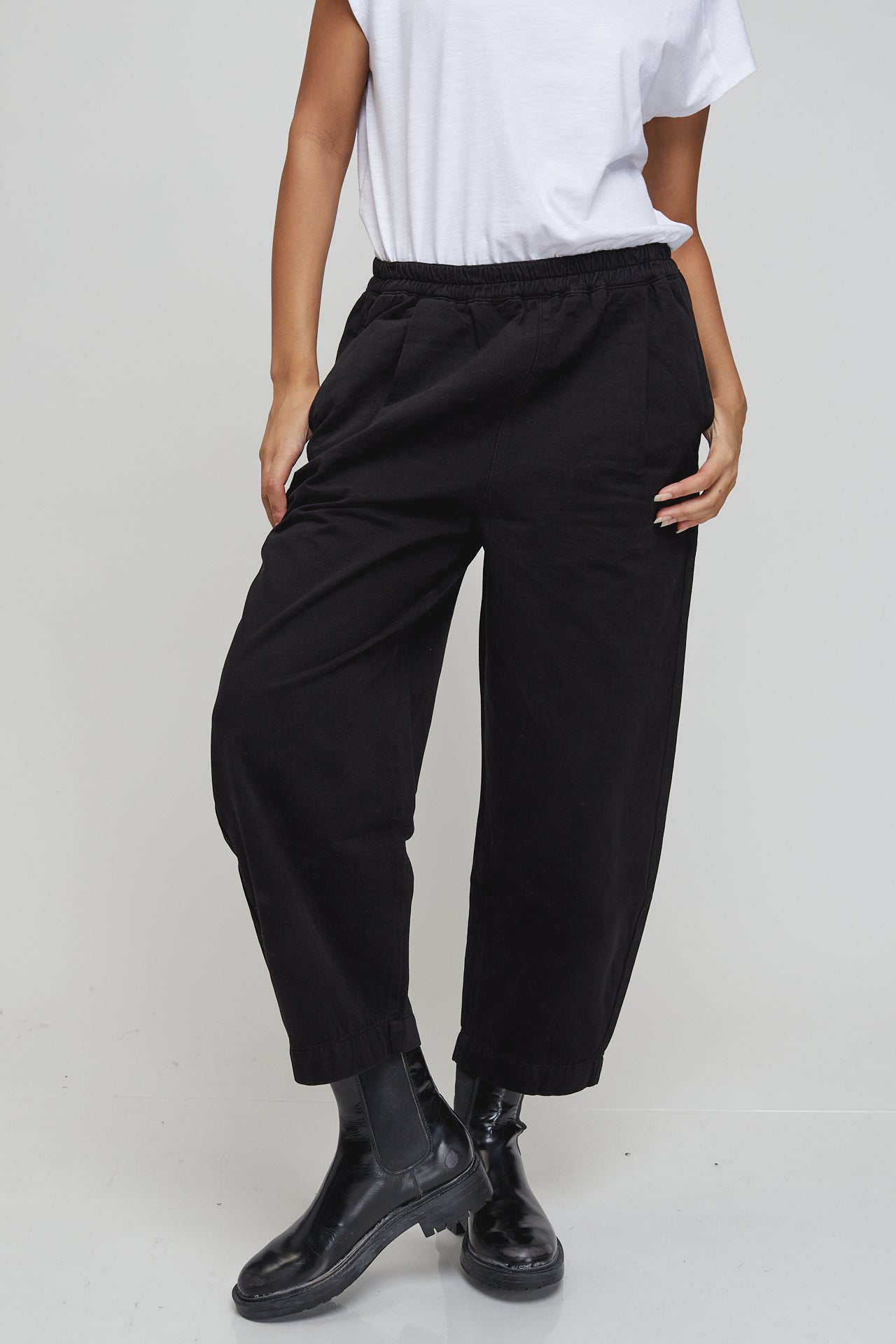 BLACK RUTH PANTS