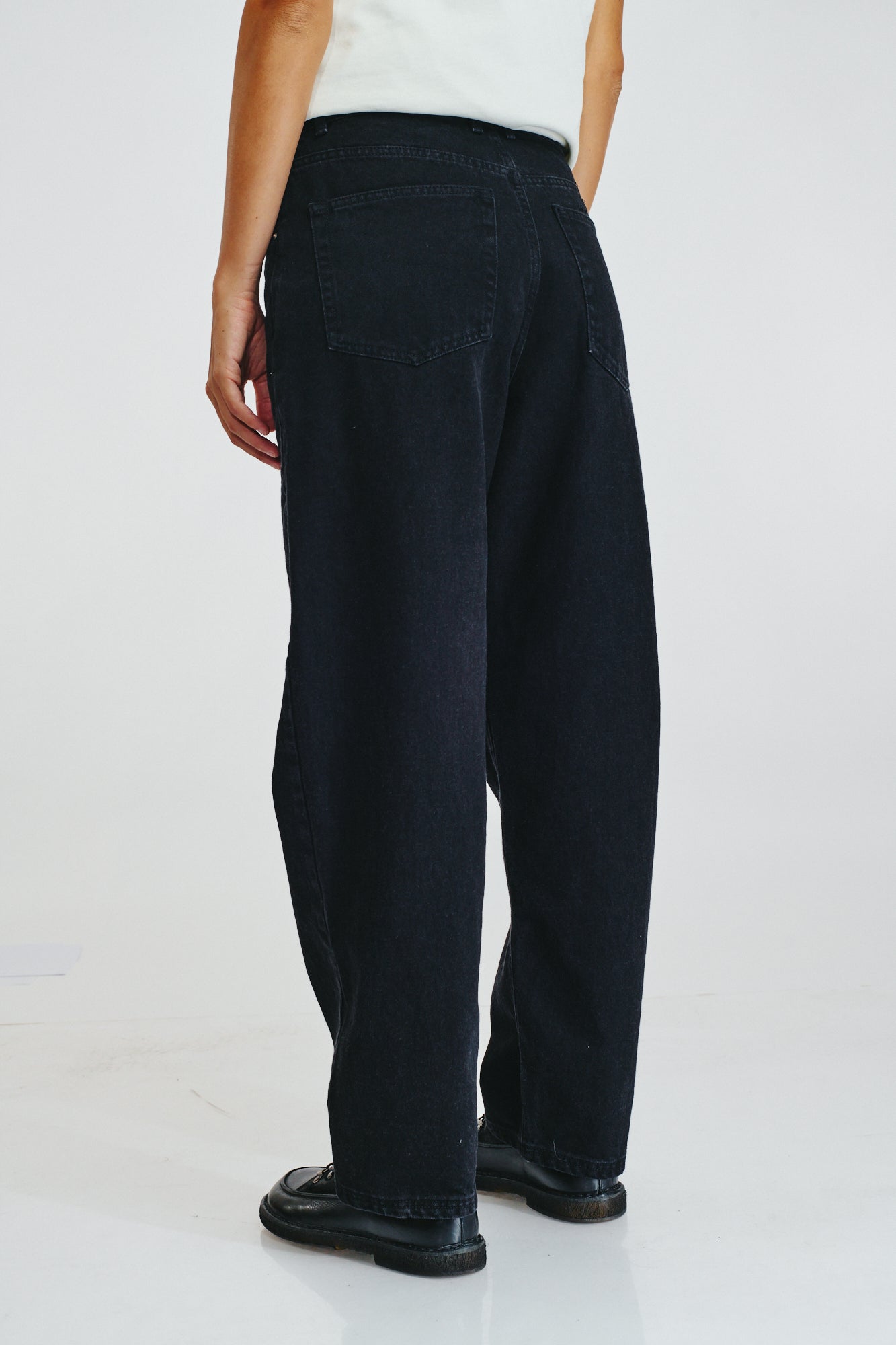 Black Emmy jeans
