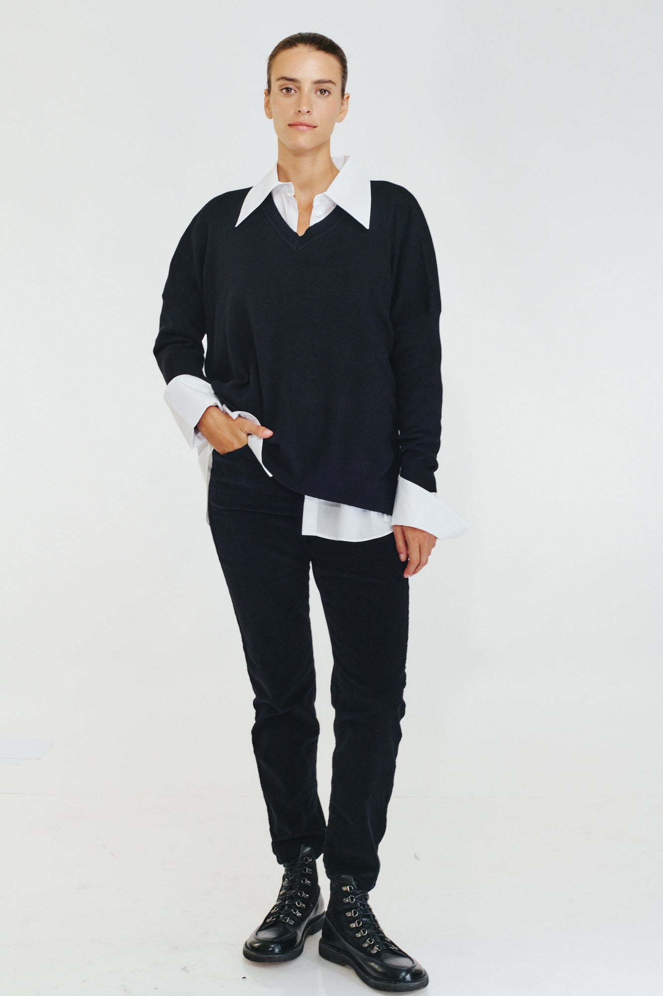 BLACK DENMARK PANTS