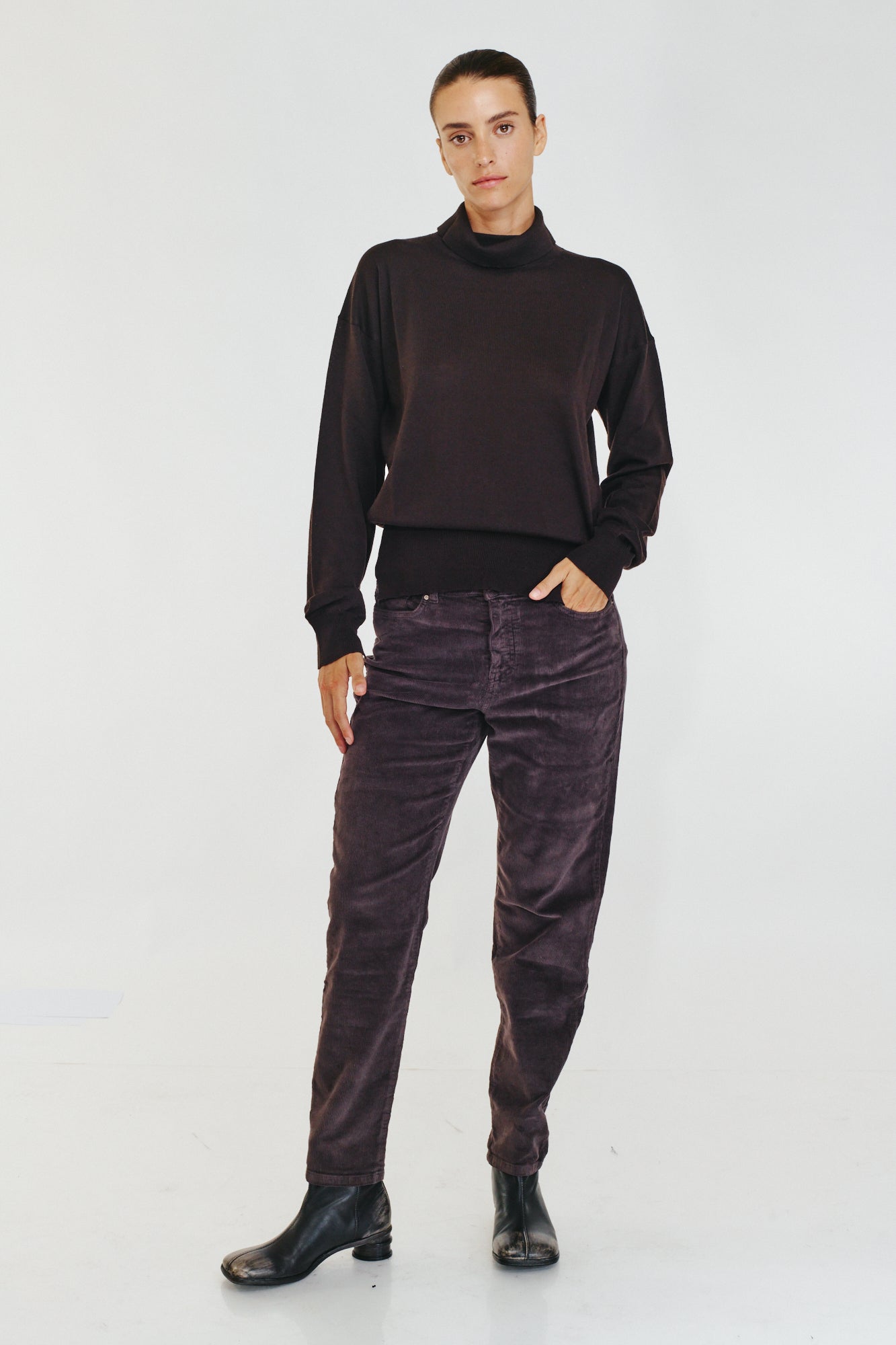 BROWN DENMARK PANTS