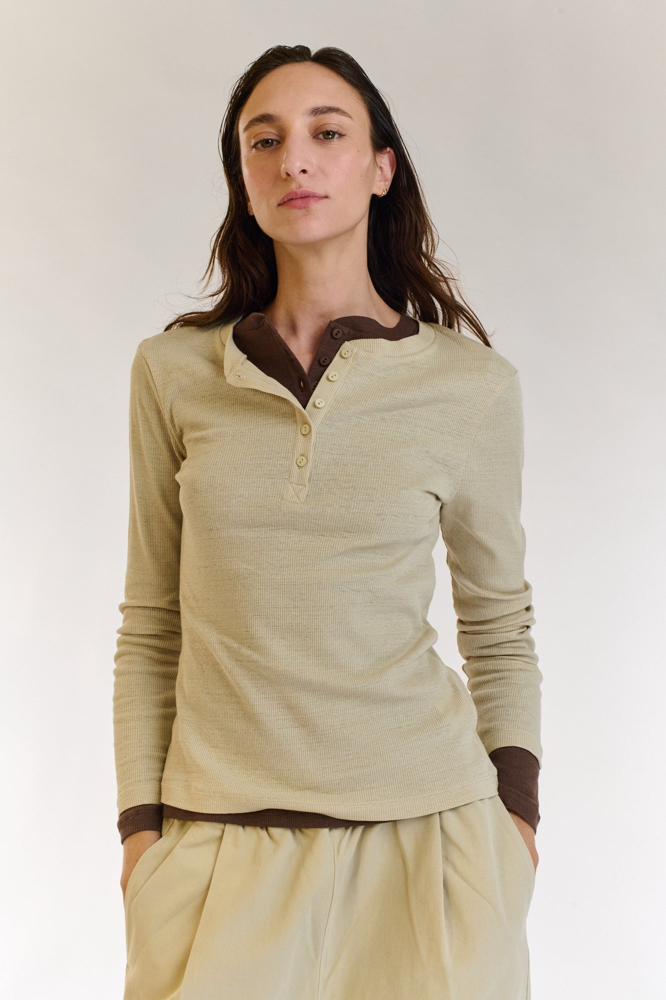 KHAKI KAY T SHIRT