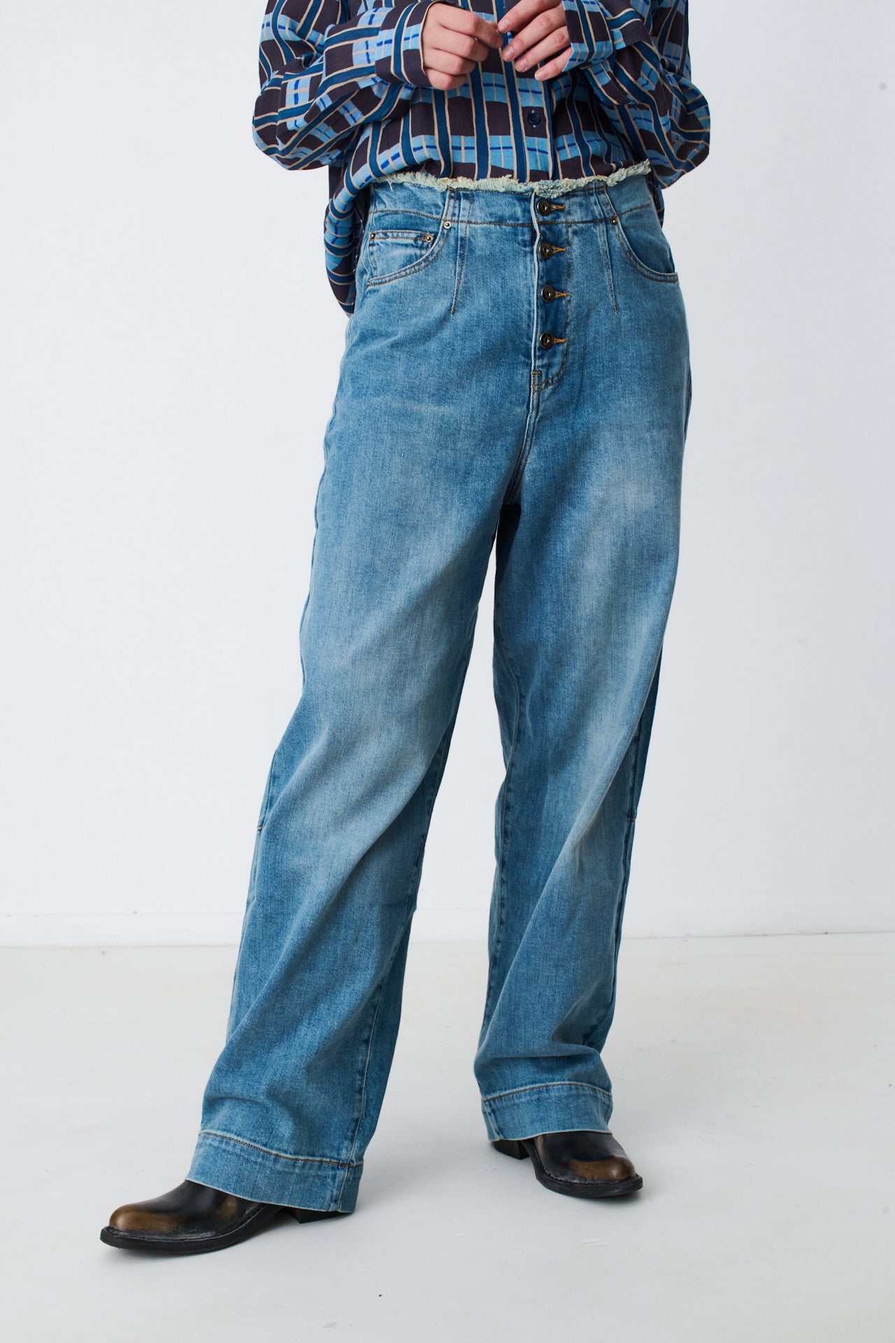 BLUE BUTLER JEANS