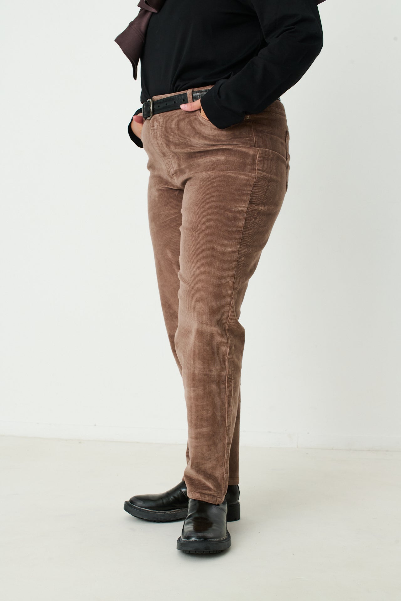 MOCHA DENMARK PANTS