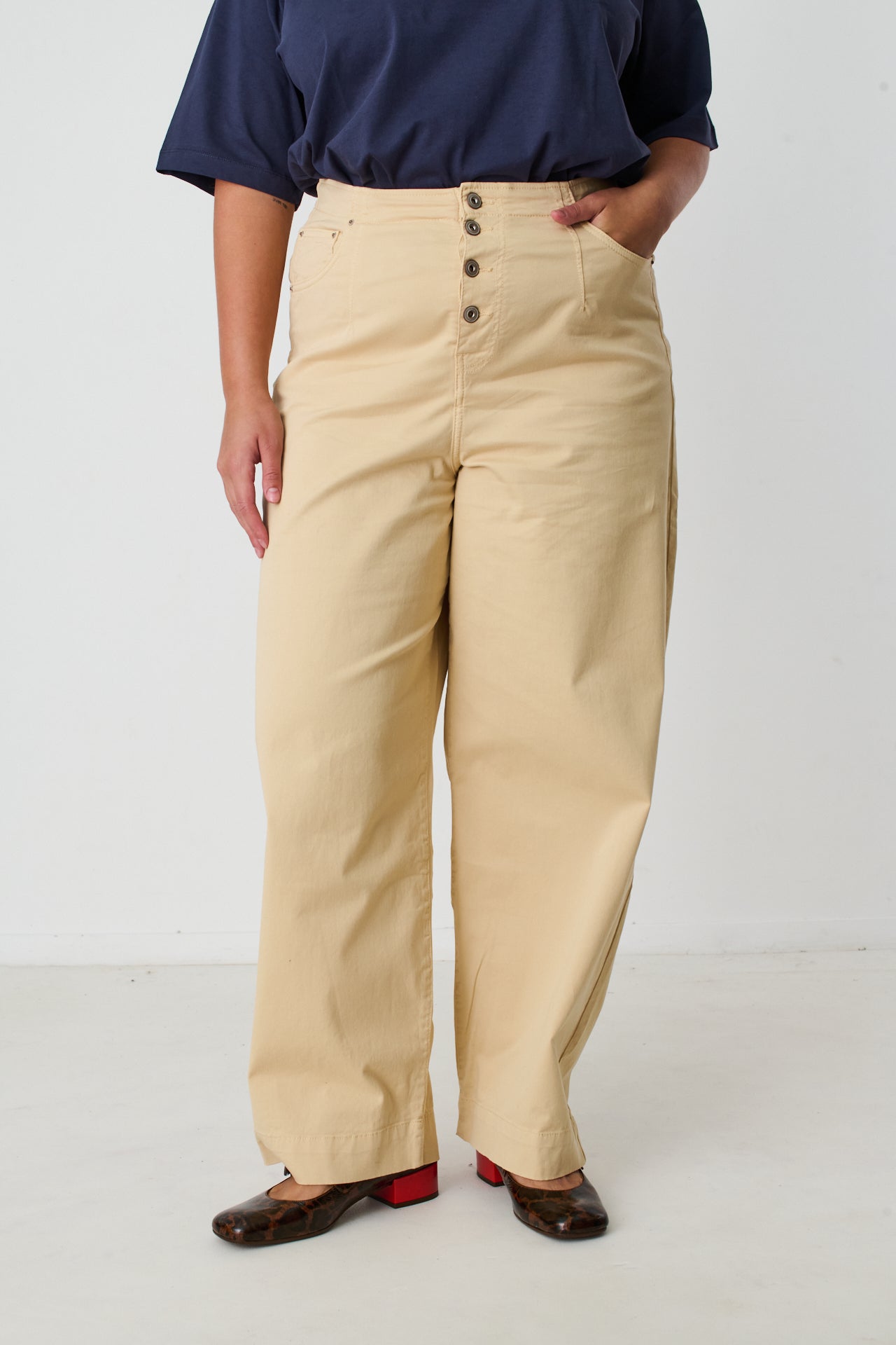 SAND BUTLER PANTS