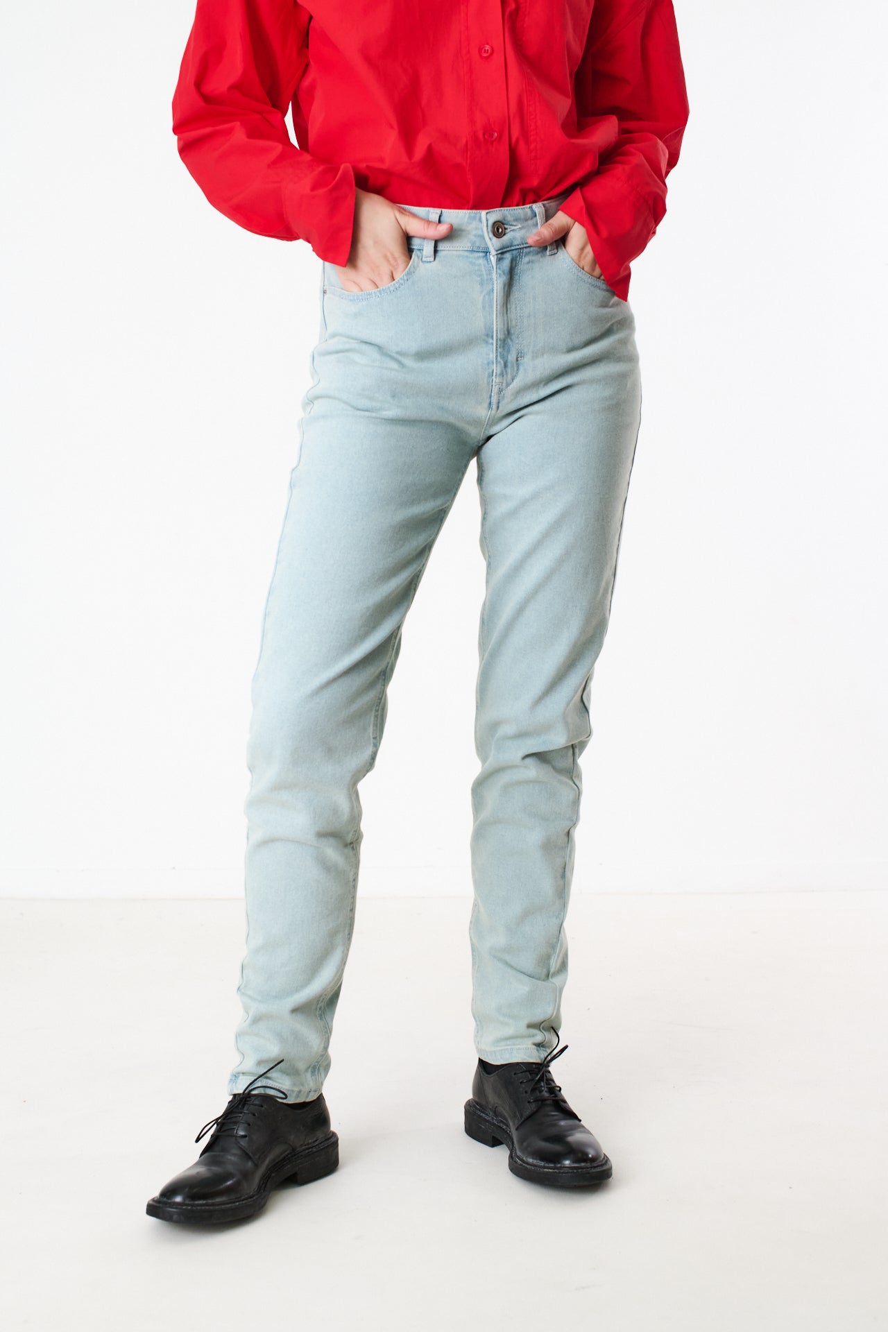 LT.BLUE SKINNY JEANS