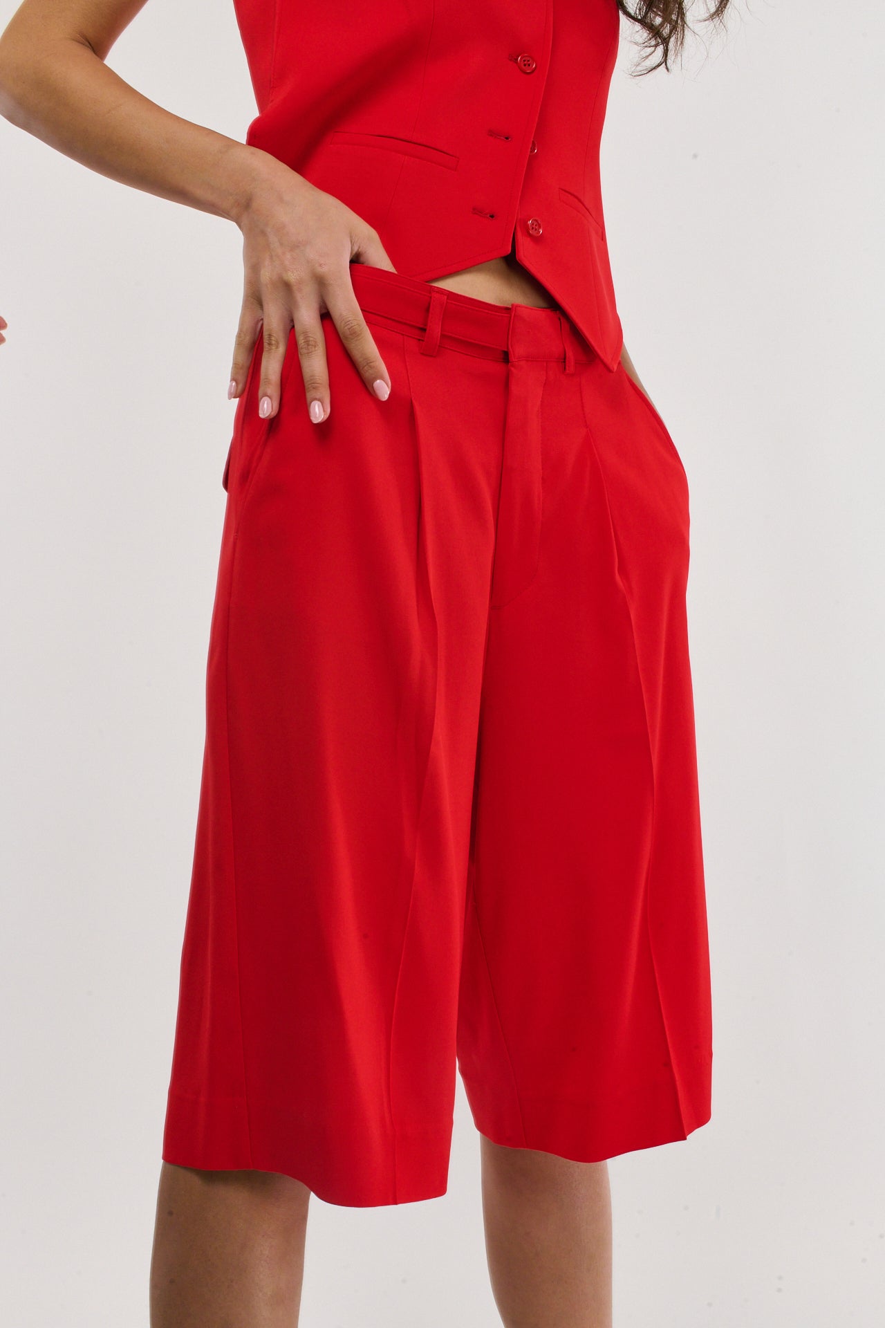 RED ARI PANTS