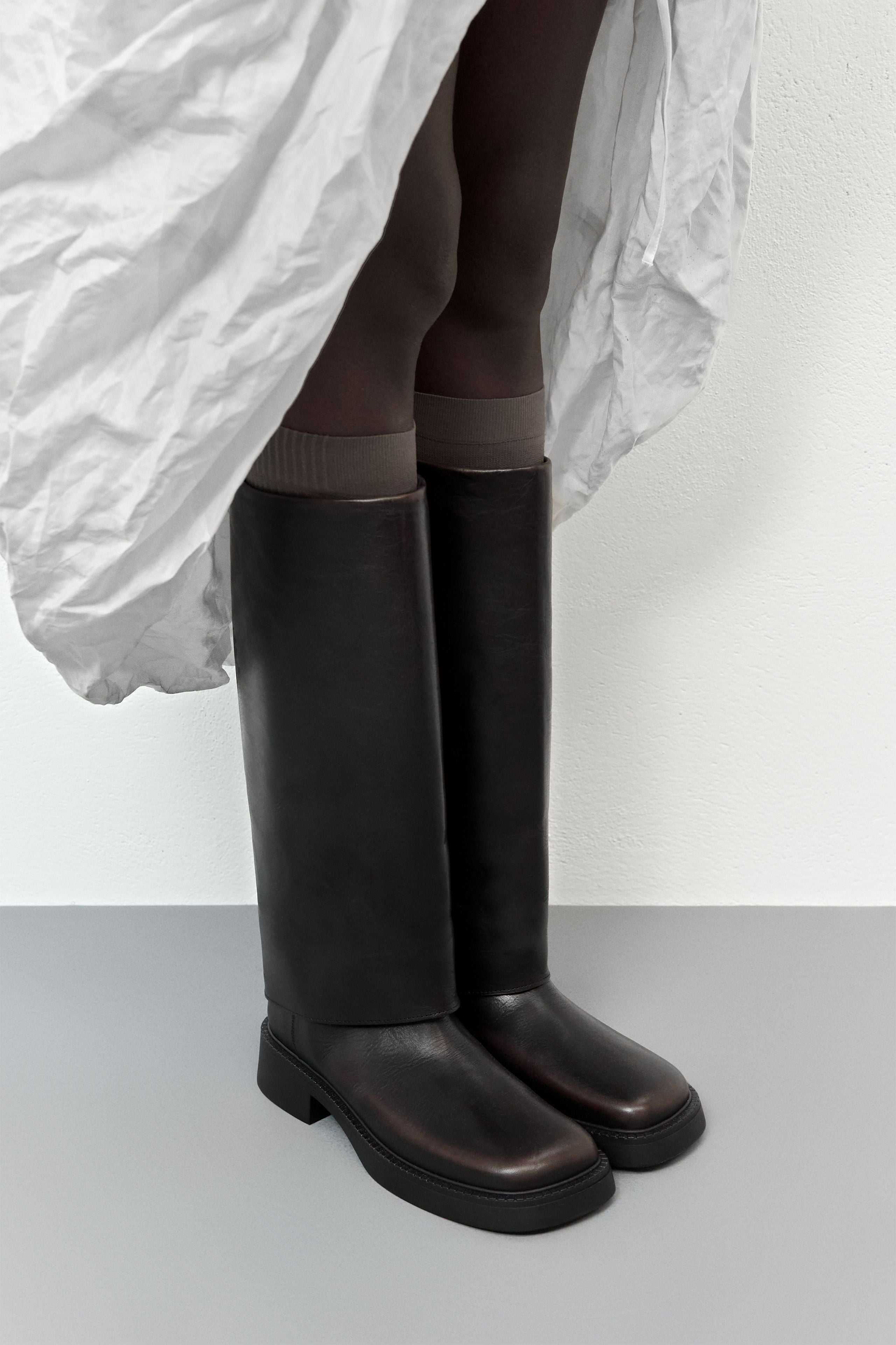 מגף בייקר חום